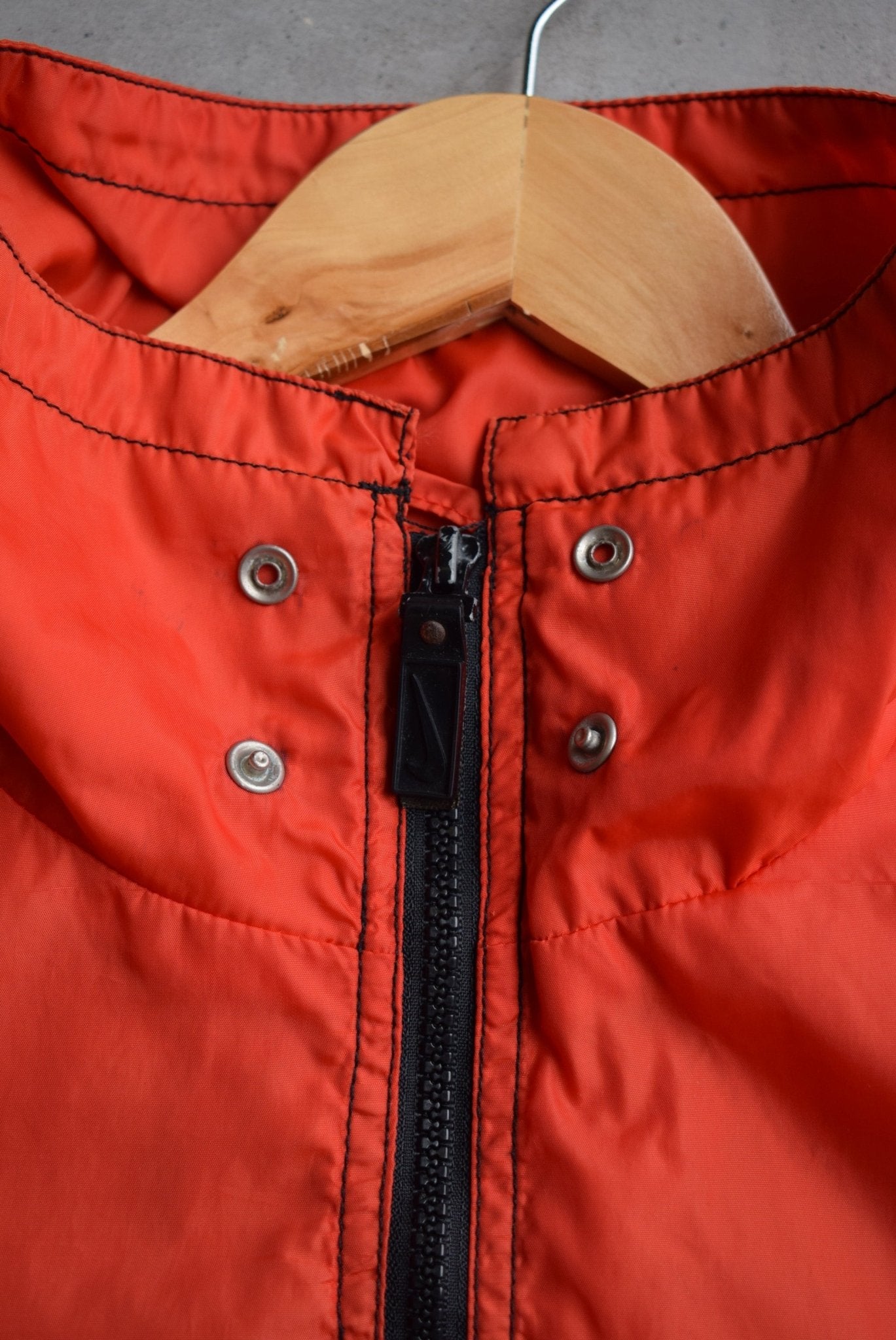 Nike Classic Logo Embroidered Windbreaker Jacket — 1990s (L/XL) - Retrospective Store