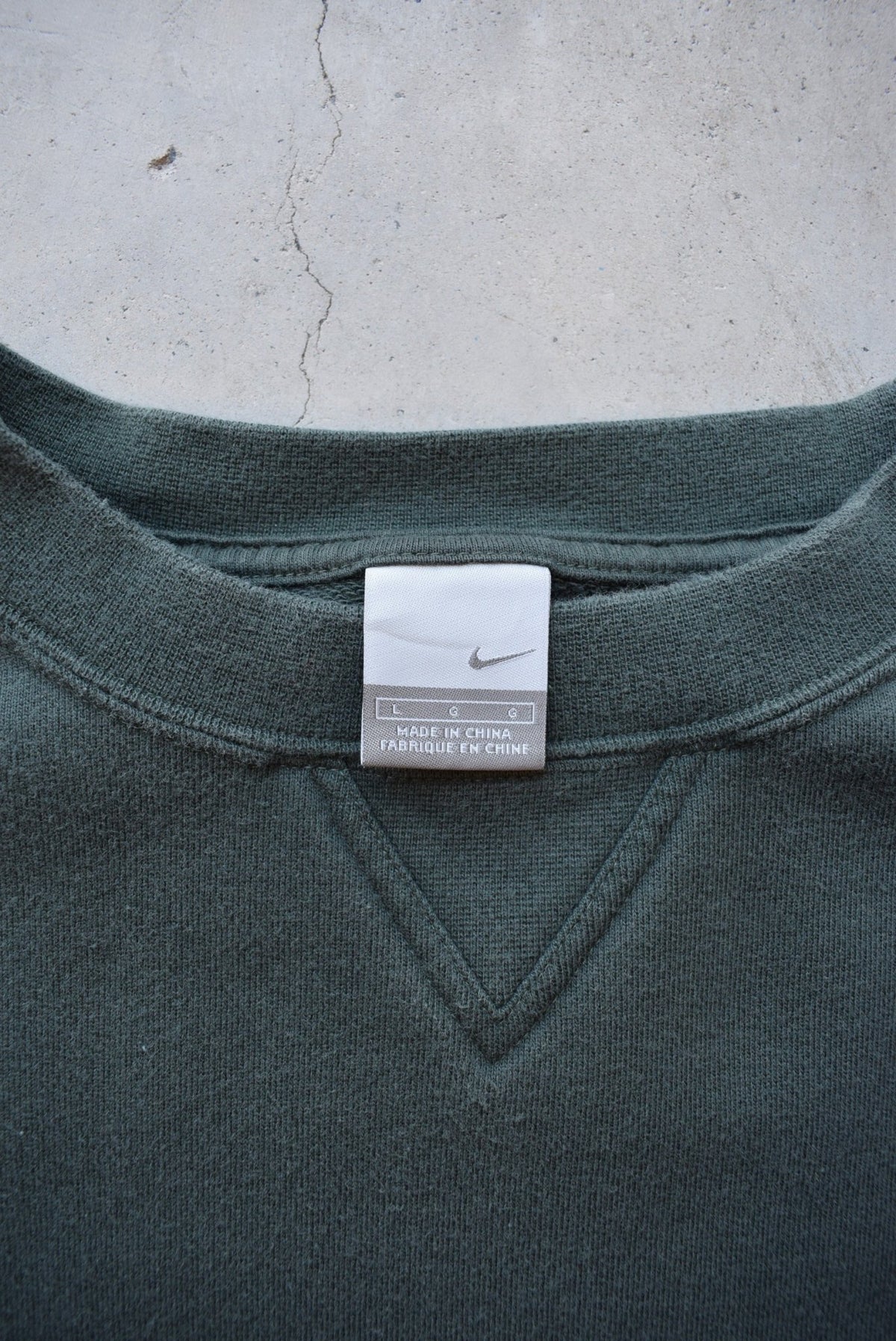 Nike Green Embroidered Swoosh Crewneck — 2000s (M) - Retrospective Store