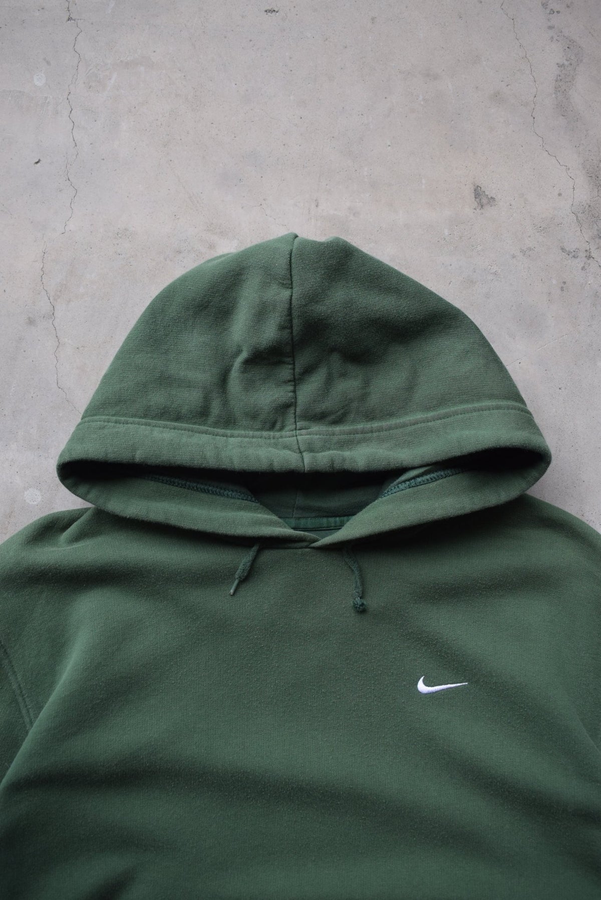 Nike Green Embroidered Swoosh Hoodie — 2000s (L) - Retrospective Store