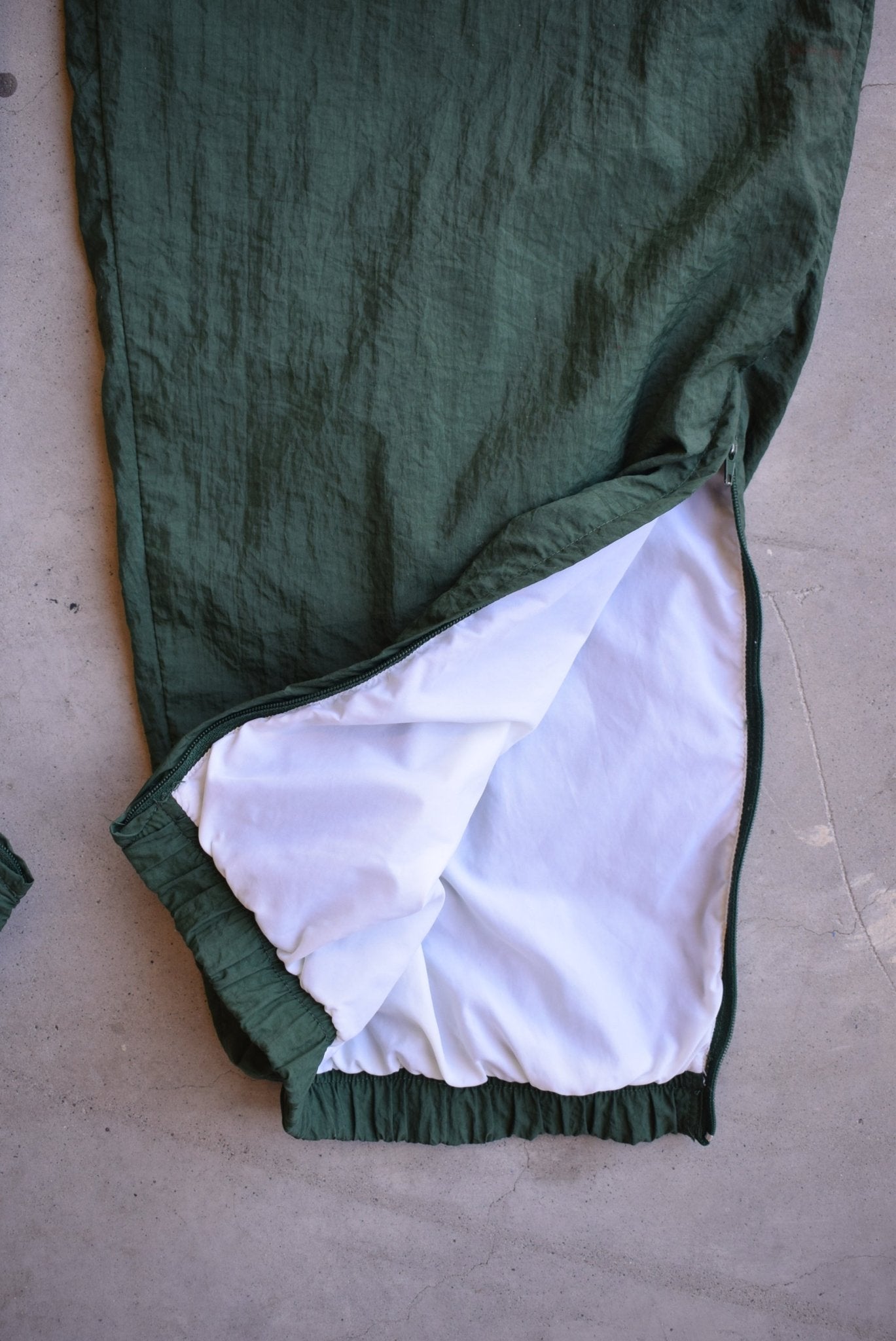 Nike Green Embroidered Swoosh Track Pants — 1990s (XL/XXL) - Retrospective Store