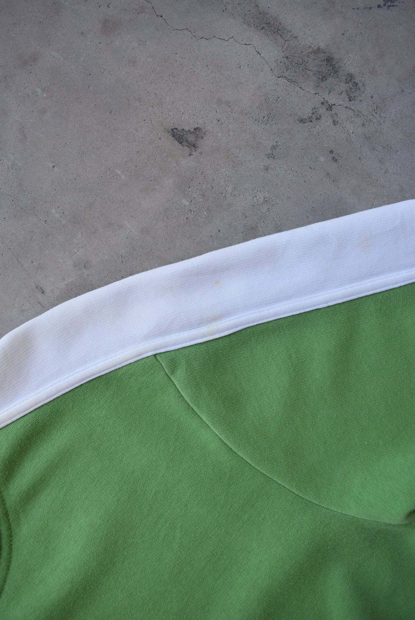 Nike Green & White Embroidered Spellout Crewneck — 2000s (S/M) - Retrospective Store