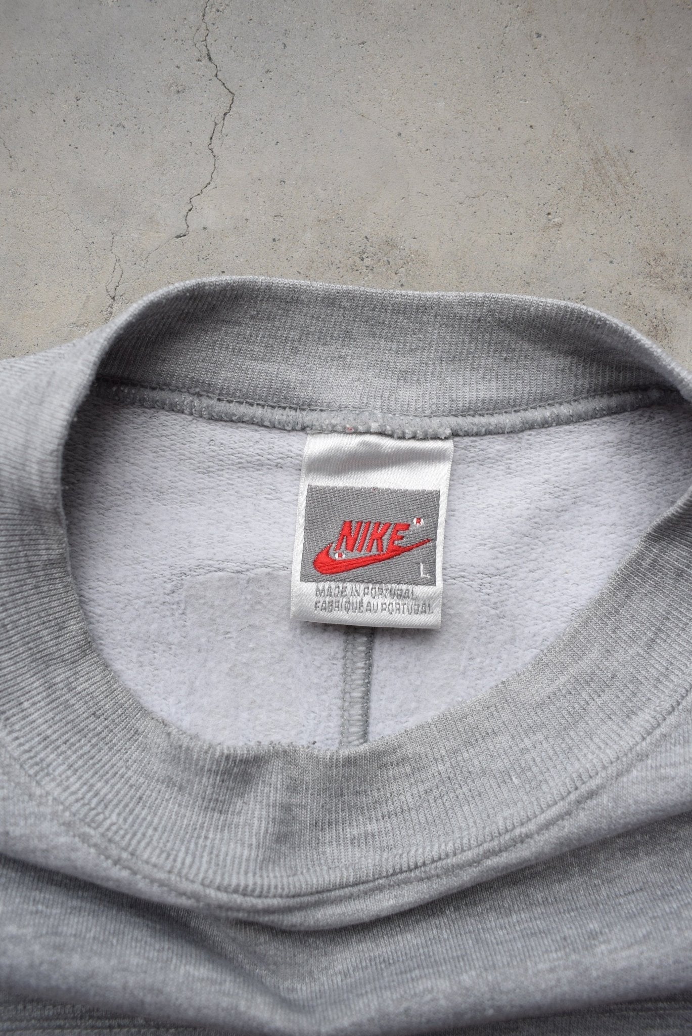Nike Grey Embroidered Spellout Crewneck — 1990s (L) - Retrospective Store