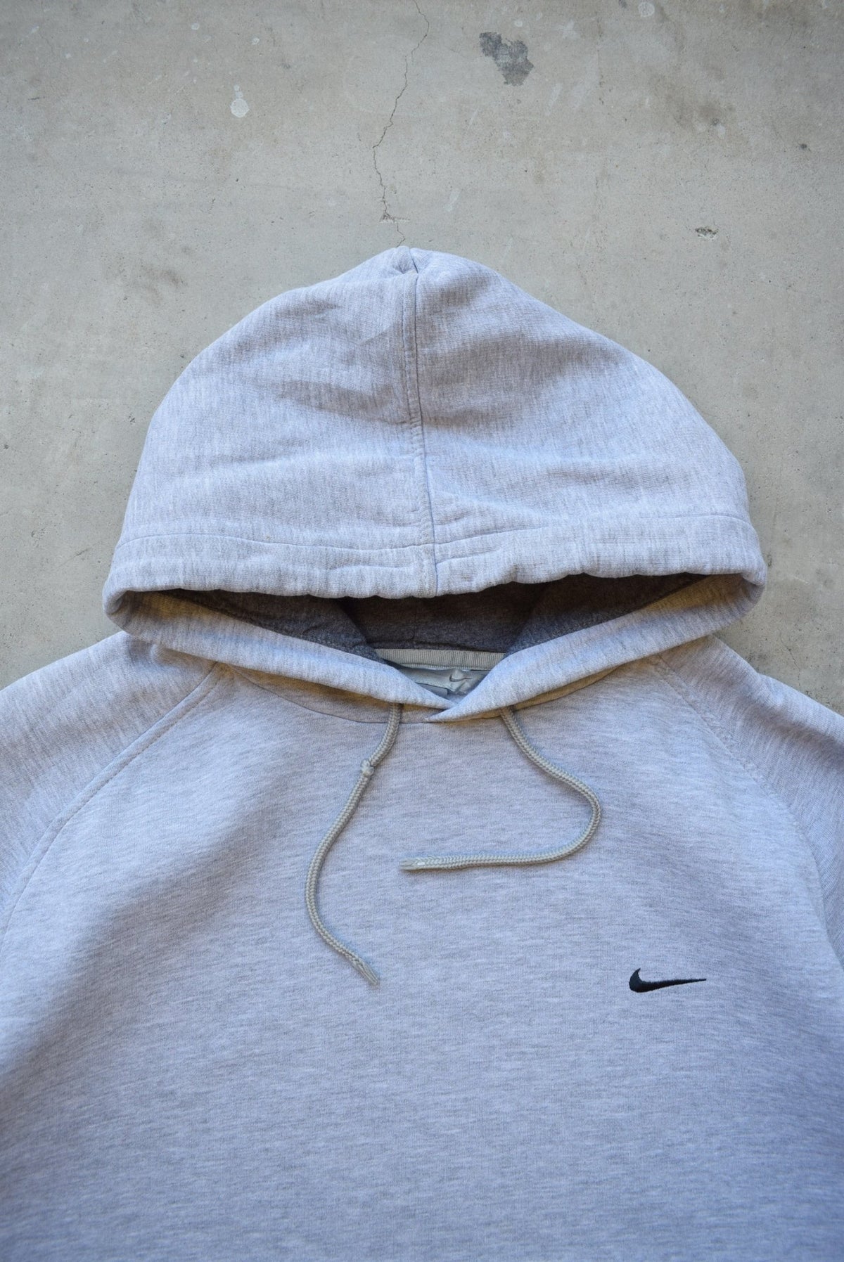 Nike Grey Embroidered Swoosh Hoodie — 2000s (XL) - Retrospective Store