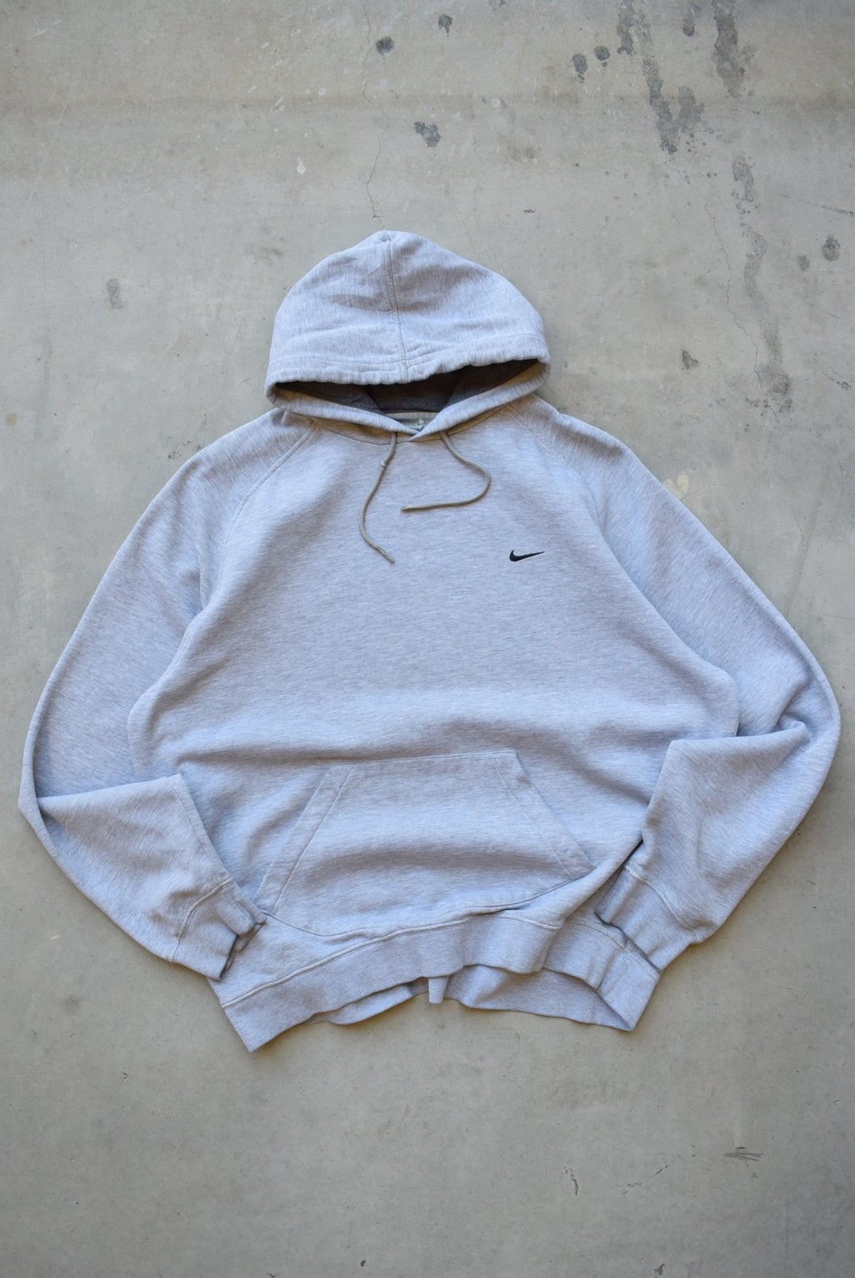 Nike Grey Embroidered Swoosh Hoodie — 2000s (XL) - Retrospective Store