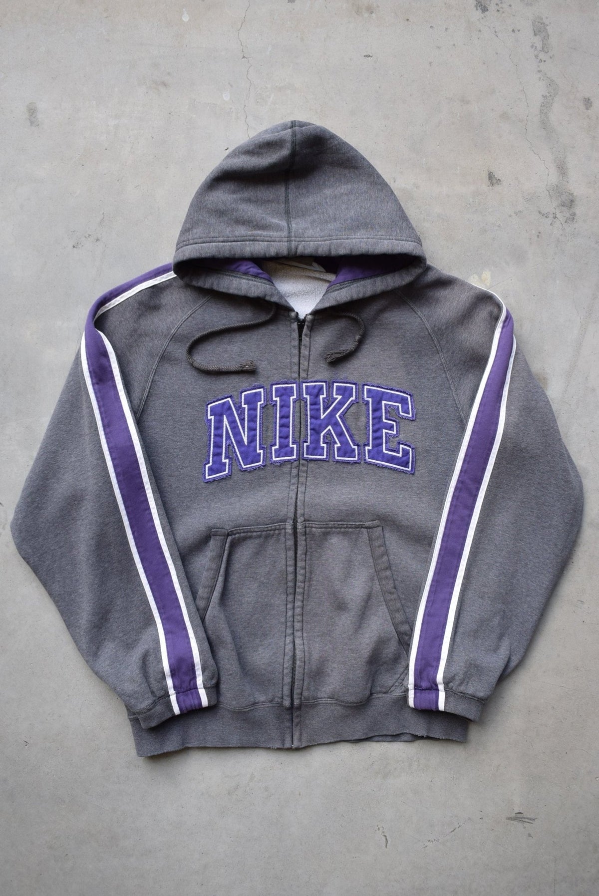 Nike Grey & Purple Embroidered Spellout Full-Zip Hoodie — 2000s (M) - Retrospective Store