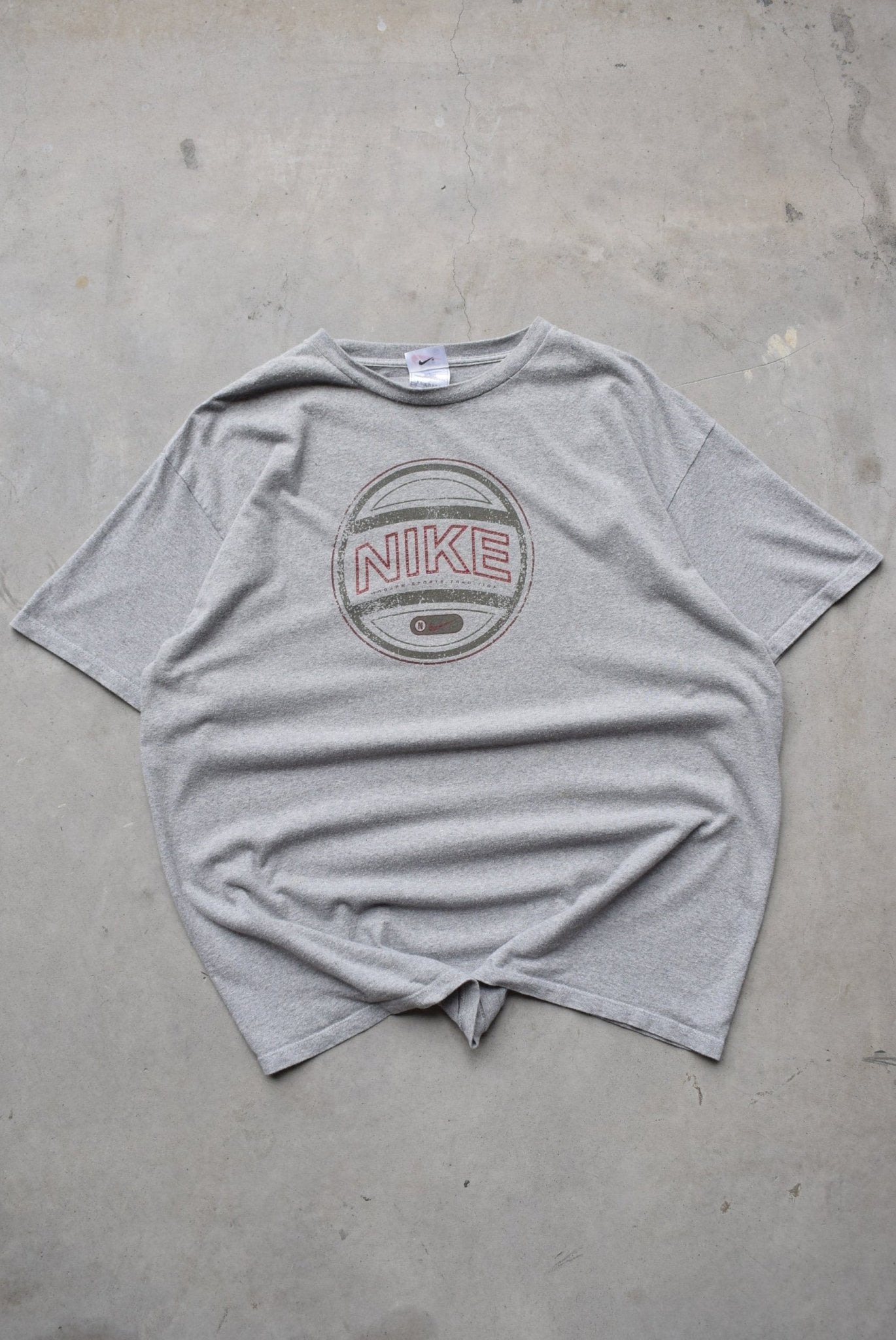 Nike Grey Spellout Tee — 1990s (XL) - Retrospective Store