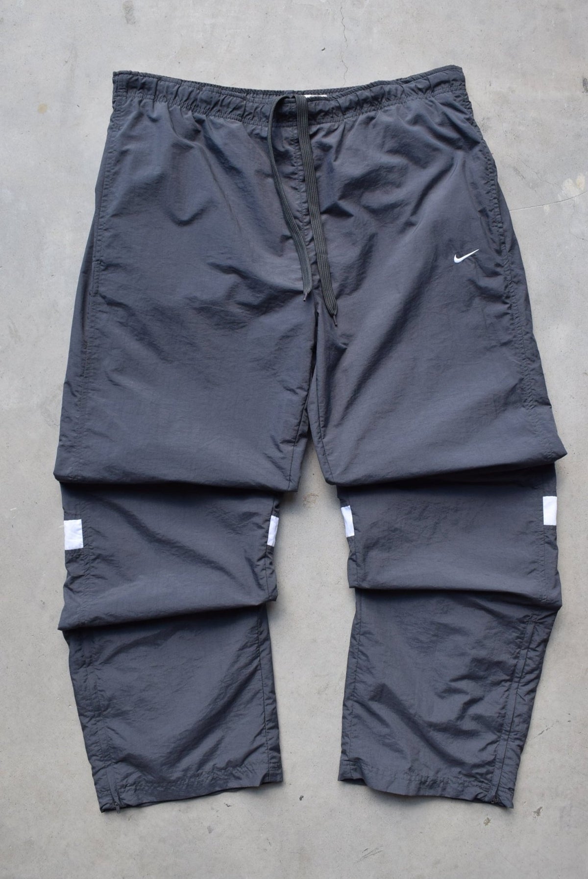 Nike Grey & White Embroidered Swoosh Track Pants — 2000s (XL) - Retrospective Store