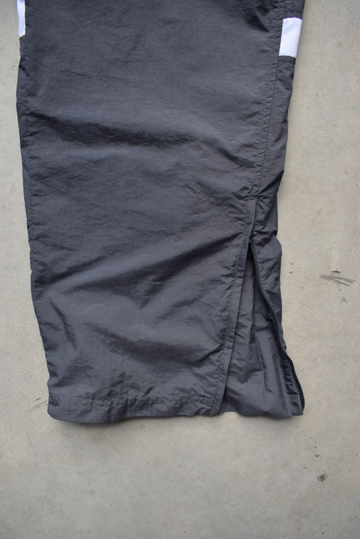 Nike Grey & White Embroidered Swoosh Track Pants — 2000s (XL) - Retrospective Store