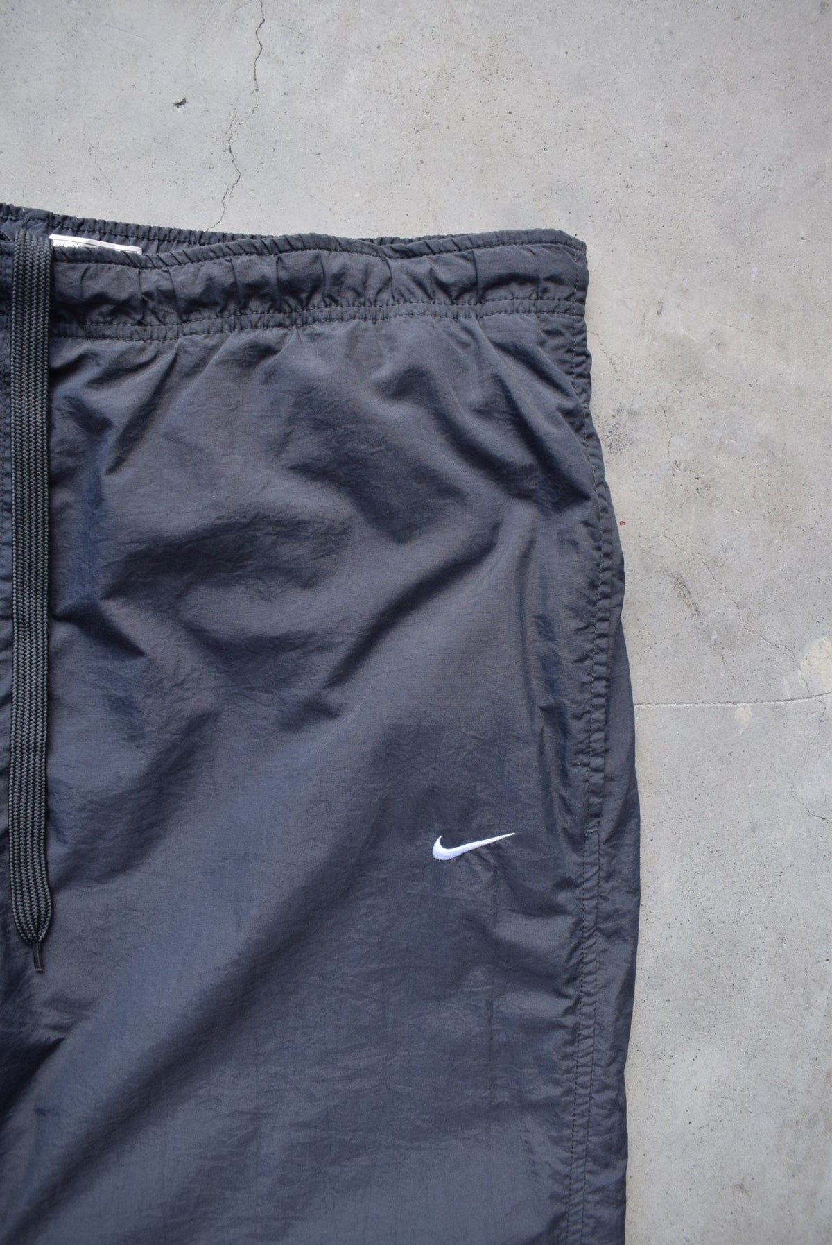 Nike Grey & White Embroidered Swoosh Track Pants — 2000s (XL) - Retrospective Store