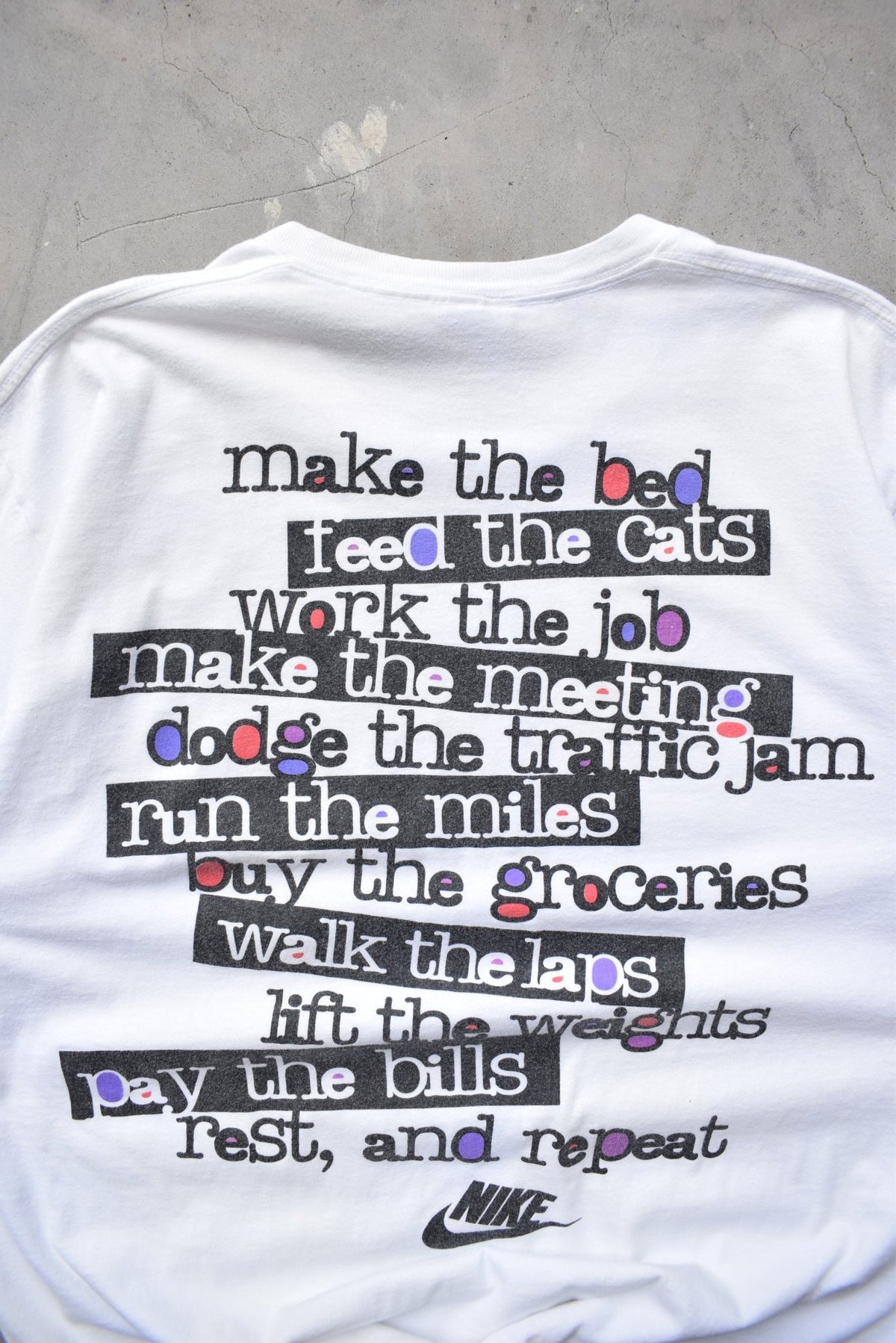 Nike 'Just Do It!' White Graphic Tee — 1990s (L) - Retrospective Store