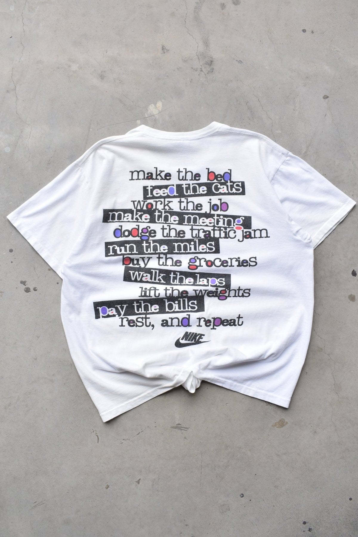 Nike 'Just Do It!' White Graphic Tee — 1990s (L) - Retrospective Store