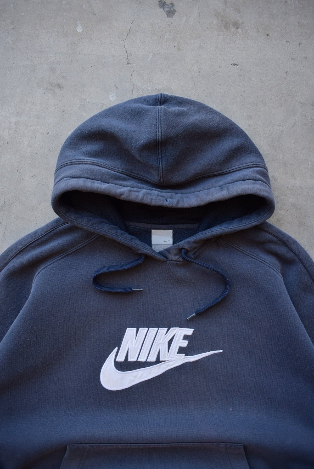 Nike Navy Embroidered Spellout Hoodie — 2000s (XXL) - Retrospective Store