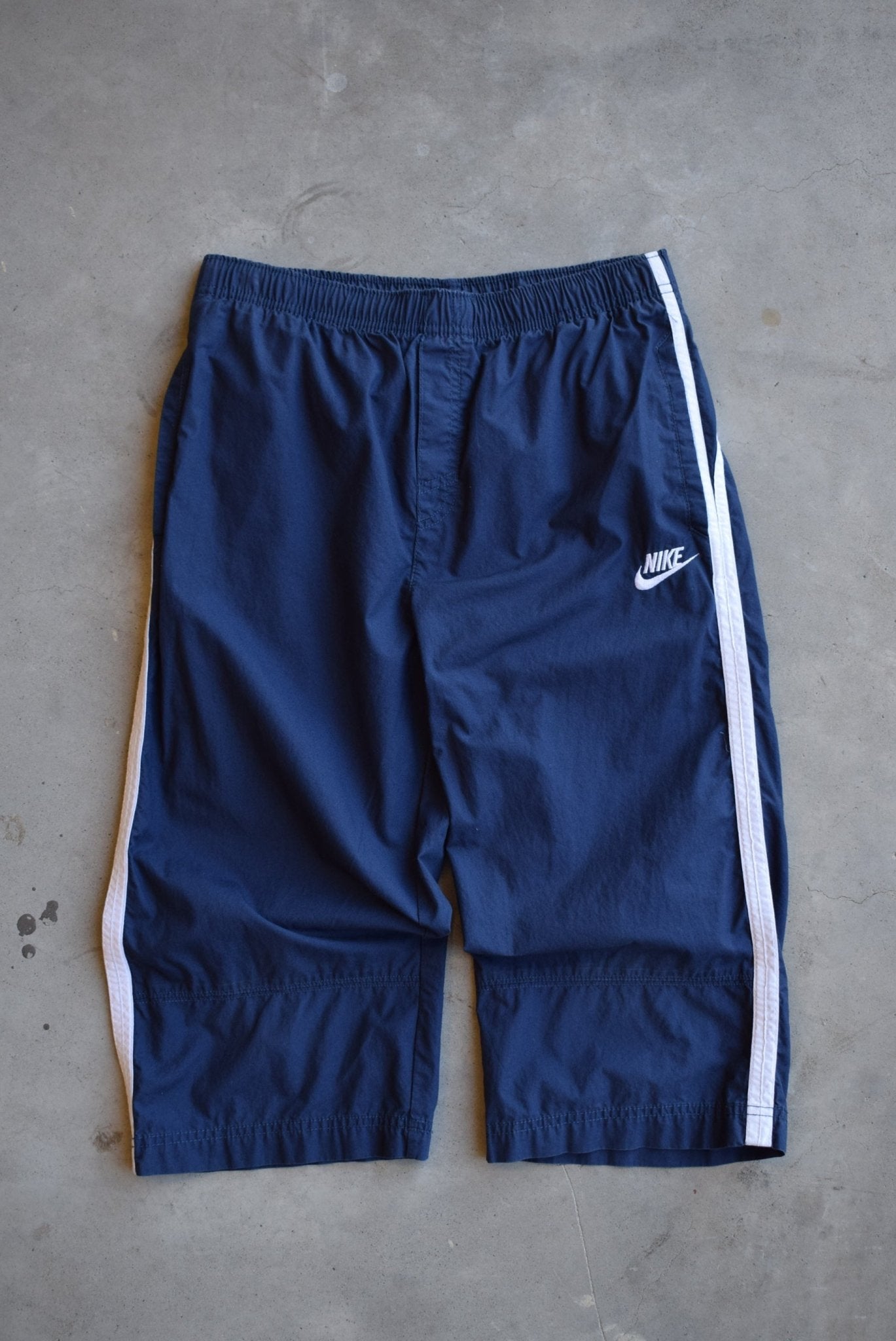 Nike Navy Embroidered Swoosh 3/4 Track Pants — 2000s (XS/S) - Retrospective Store