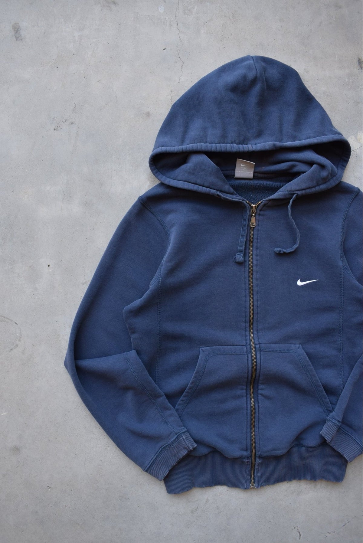 Nike Navy Embroidered Swoosh Full-Zip Hoodie — 2000s (XS) - Retrospective Store