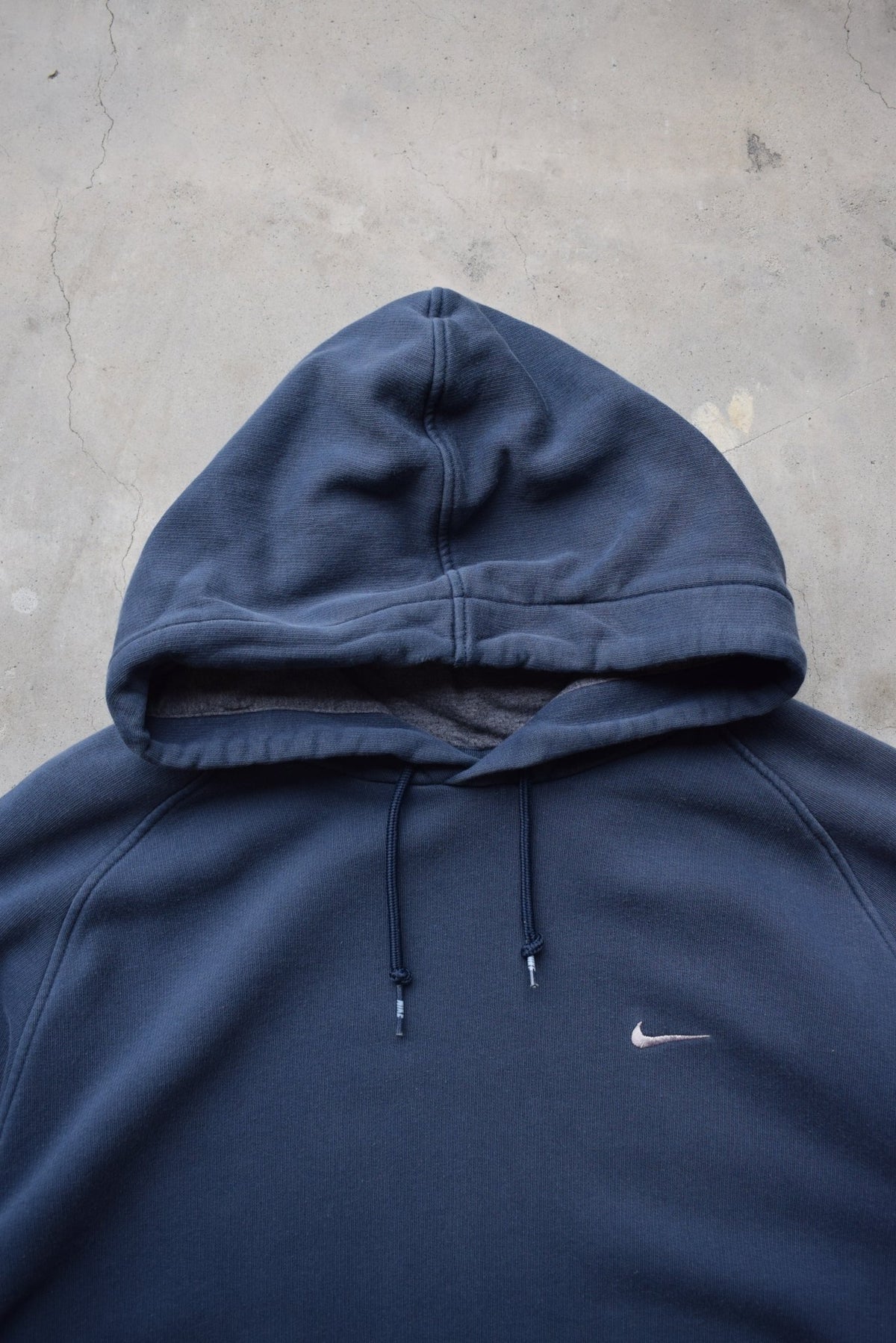 Nike Navy Embroidered Swoosh Hoodie — 2000s (L) - Retrospective Store