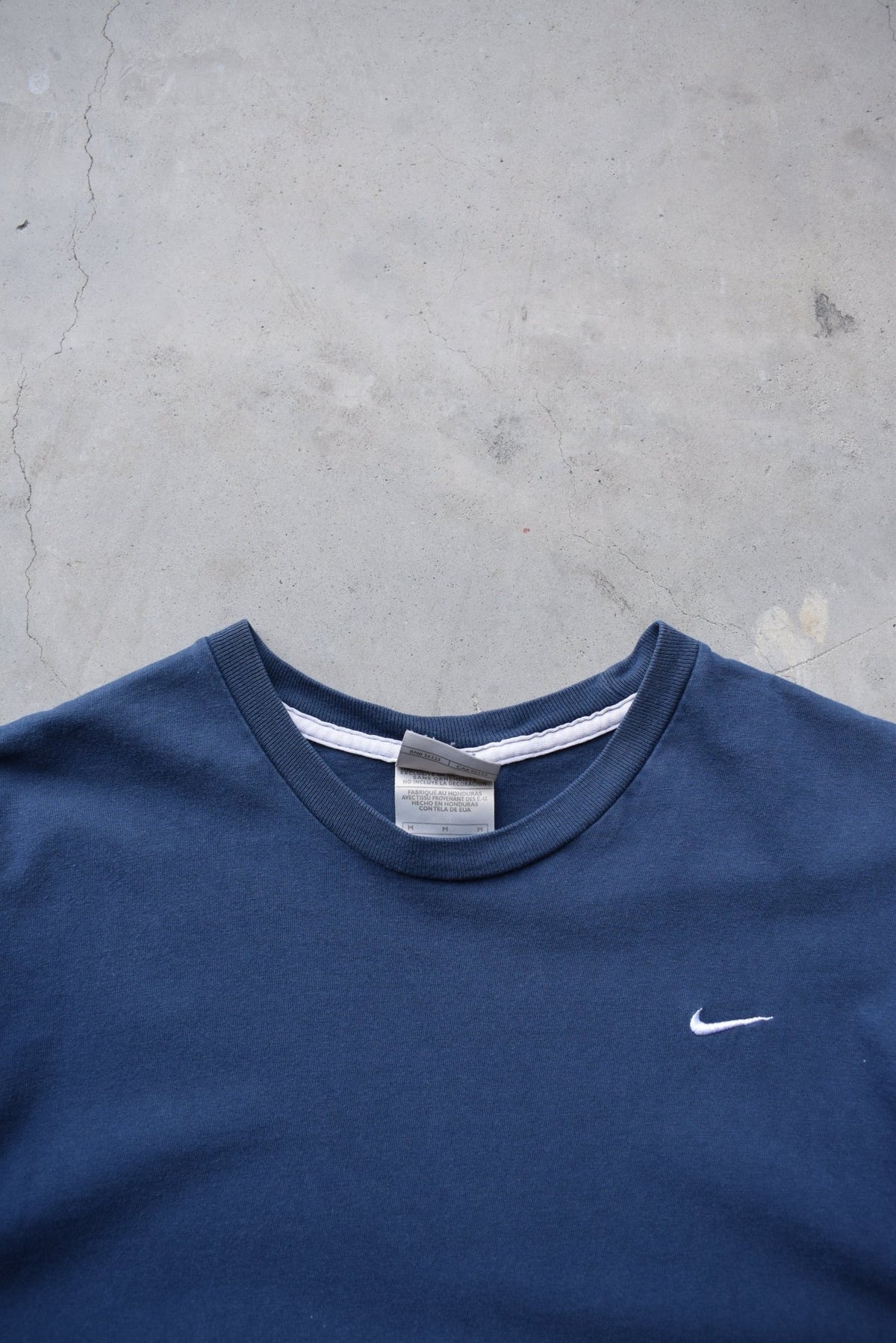 Nike Navy Embroidered Swoosh Tee — 2000s (M) - Retrospective Store