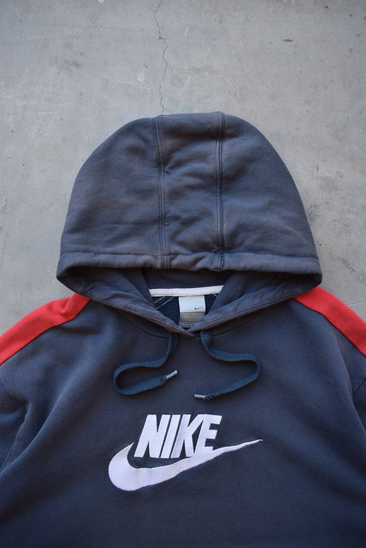 Nike Navy & Red Embroidered Spellout Hoodie — 2000s (M/L) - Retrospective Store