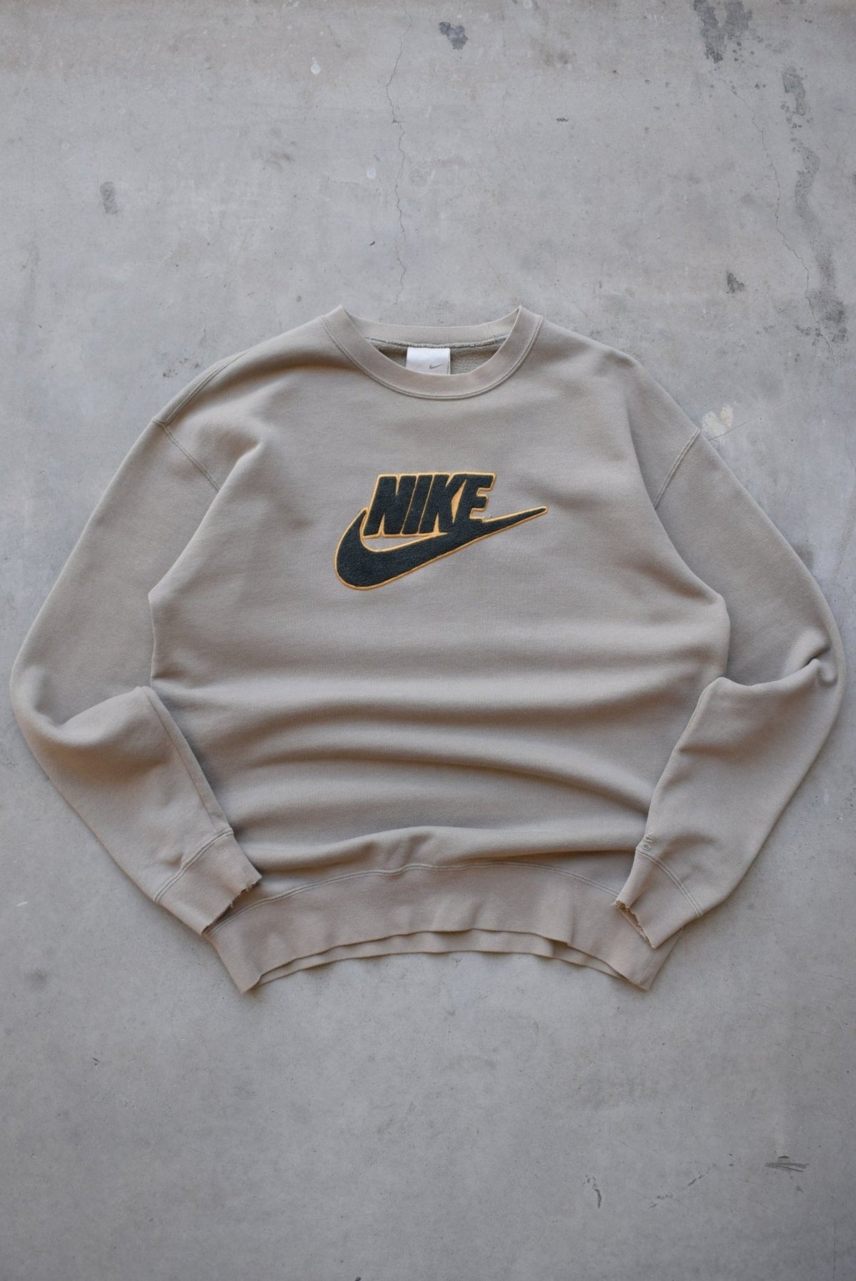 Nike Tan Embroidered Spellout Crewneck — 2000s (M/L) - Retrospective Store