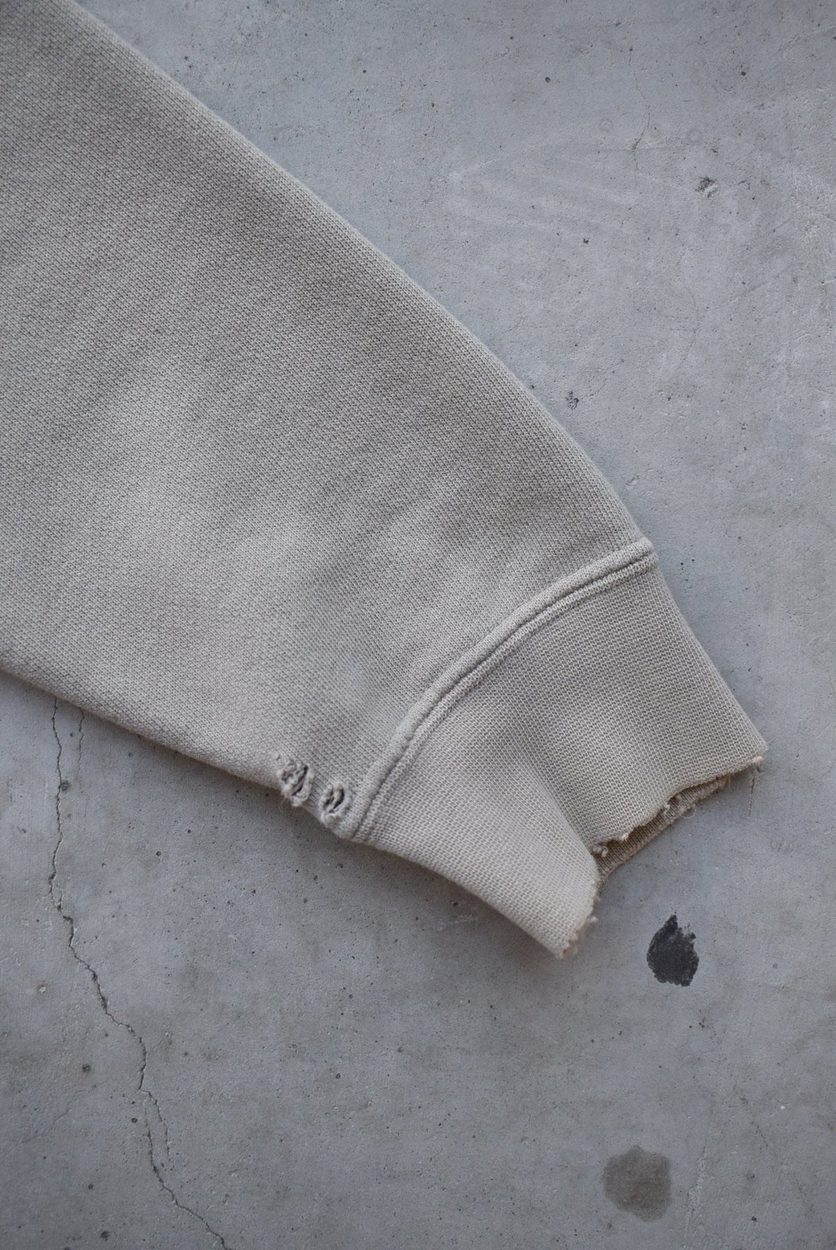 Nike Tan Embroidered Spellout Crewneck — 2000s (M/L) - Retrospective Store