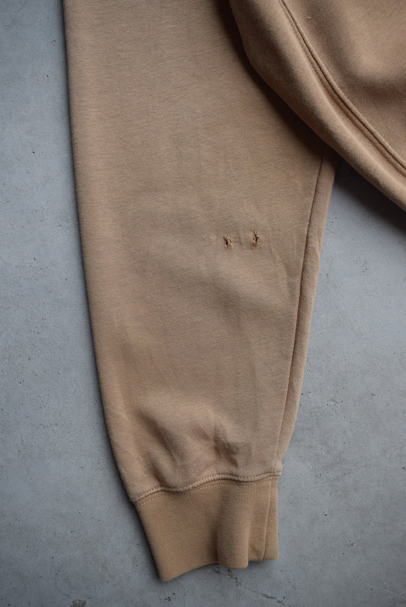 Nike Tan Embroidered Swoosh Crewneck — 2000s (XL) - Retrospective Store