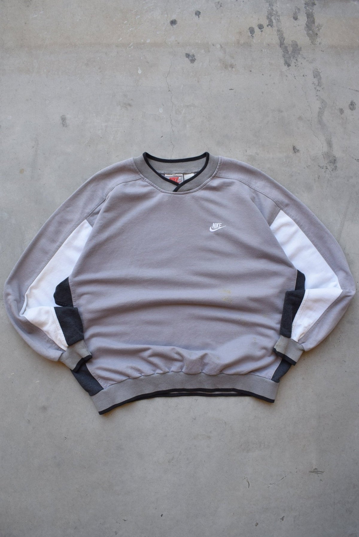 Nike White & Grey Embroidered Swoosh Crewneck — 1990s (XL) - Retrospective Store