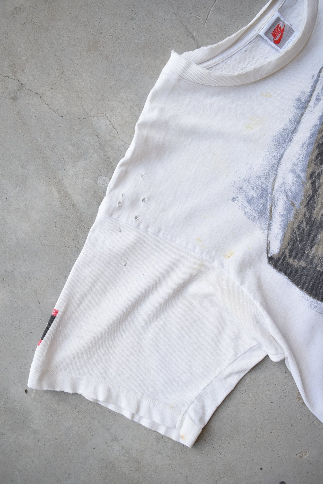 Nike x Michael Jordan White Graphic Tee — 1990s (M/L) - Retrospective Store