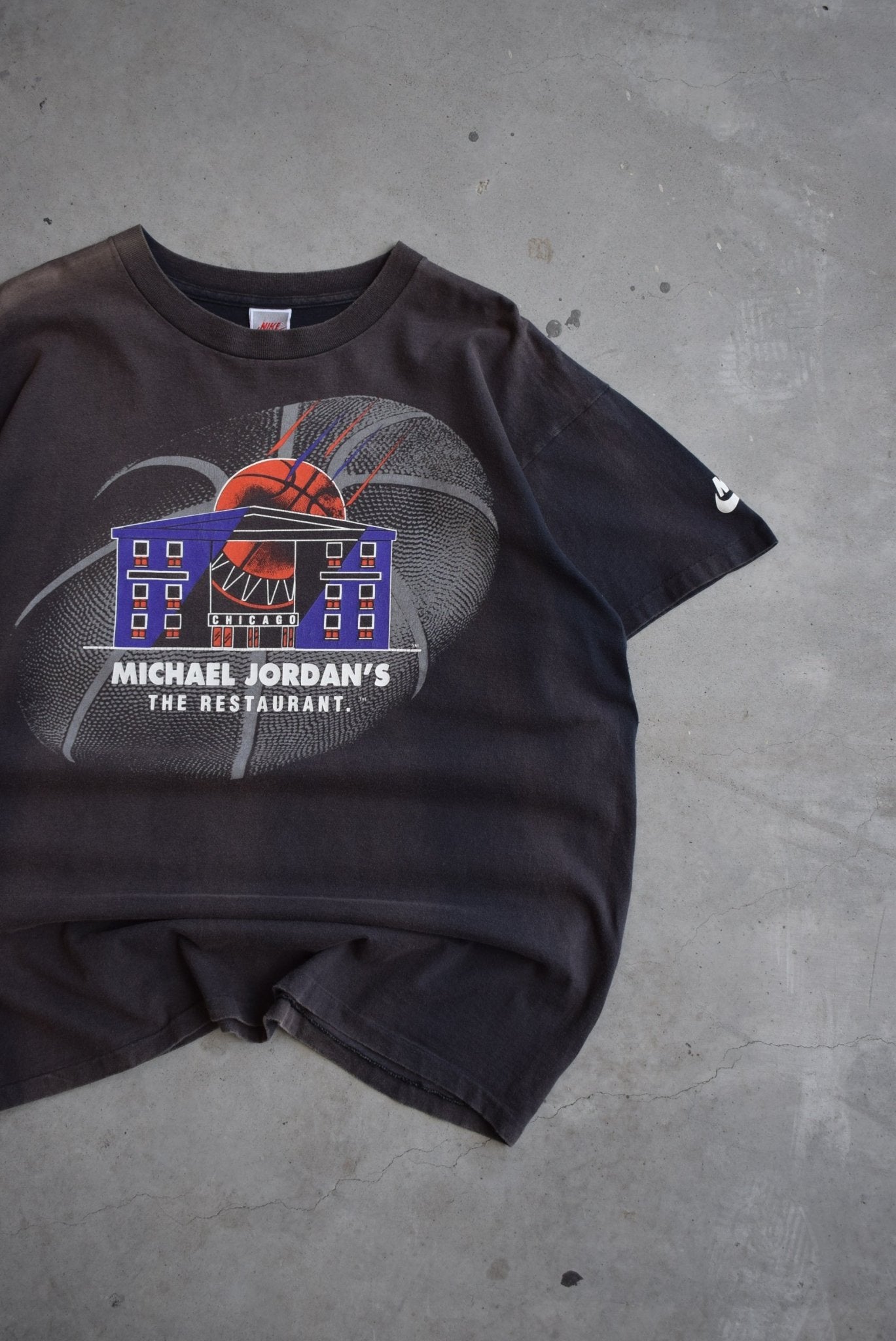 Nike x Michael Jordan's Restaurant Tee — 1990s (XL) - Retrospective Store
