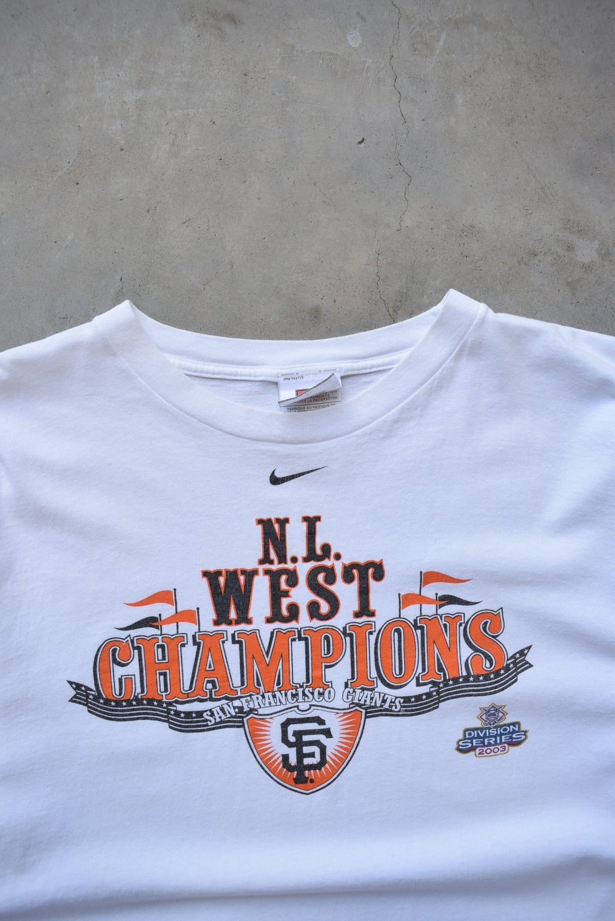 Nike x MLB San Francisco Giants Champions White Graphic Tee — 2003 (XL) - Retrospective Store