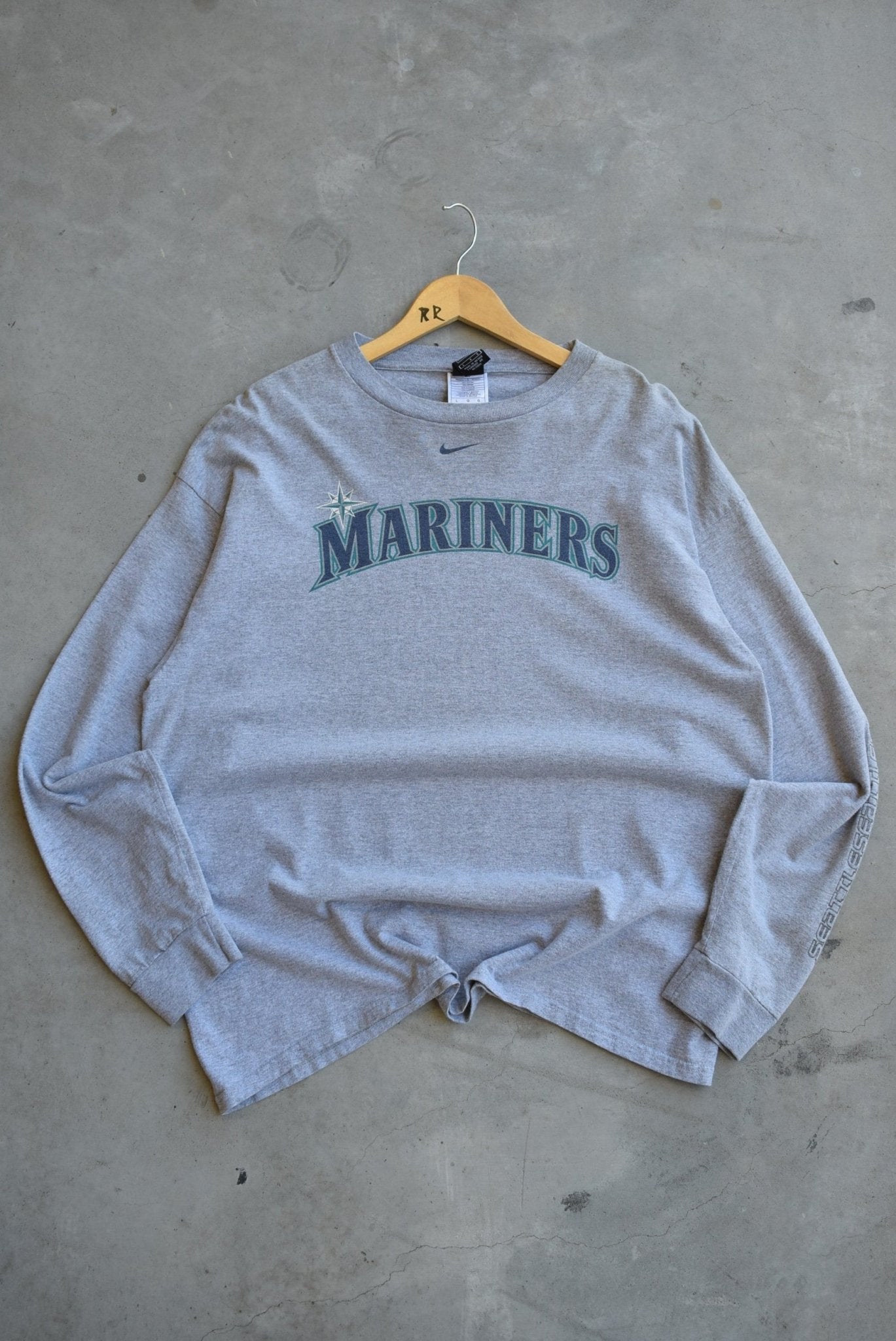 Nike x MLB Seattle Mariners Long Sleeve Tee — 2000s (L) - Retrospective Store