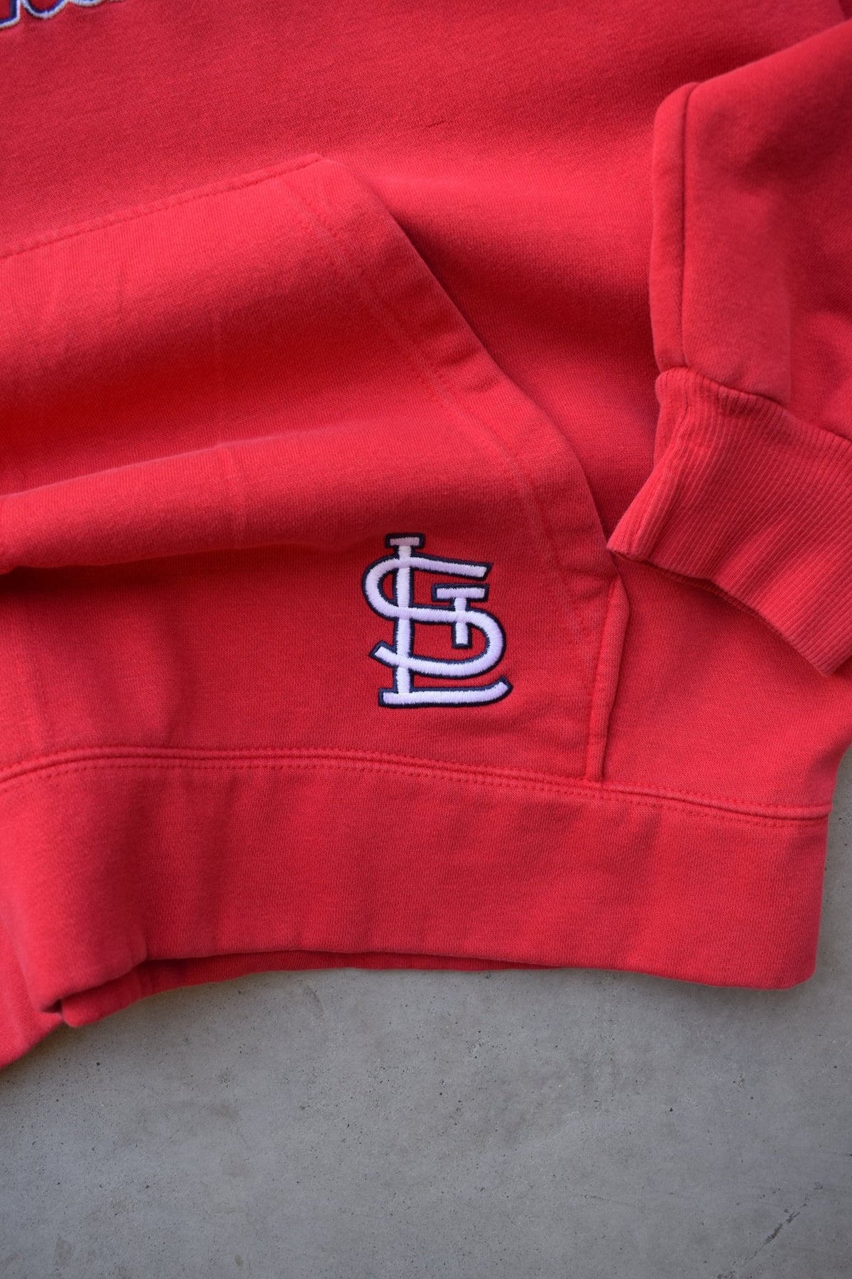 Nike x MLB St. Louis Cardinals Red Embroidered Hoodie — 2000s (L) - Retrospective Store