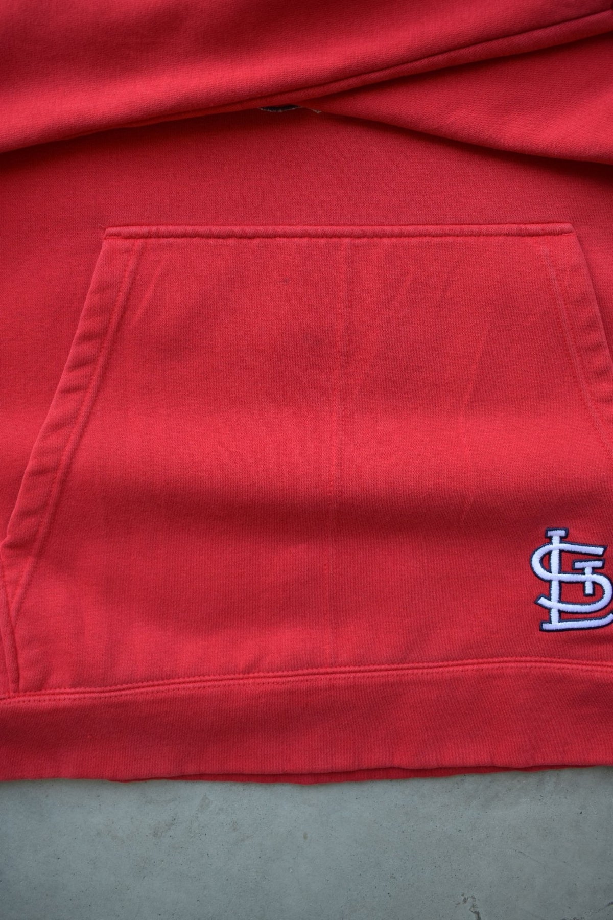 Nike x MLB St. Louis Cardinals Red Embroidered Hoodie — 2000s (L) - Retrospective Store