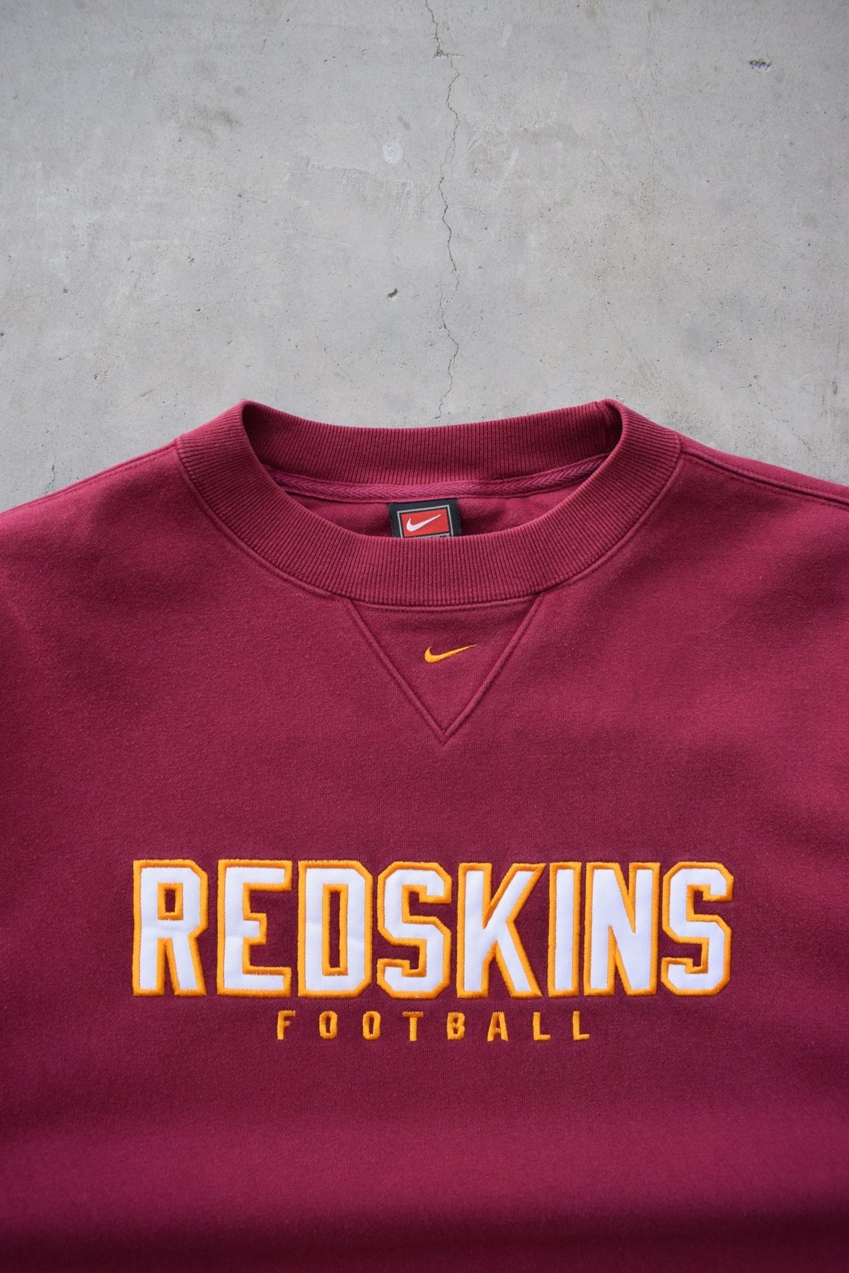 Nike x NFL Washington Redskins Burgundy Embroidered Crewneck — 2000s (XXL) - Retrospective Store