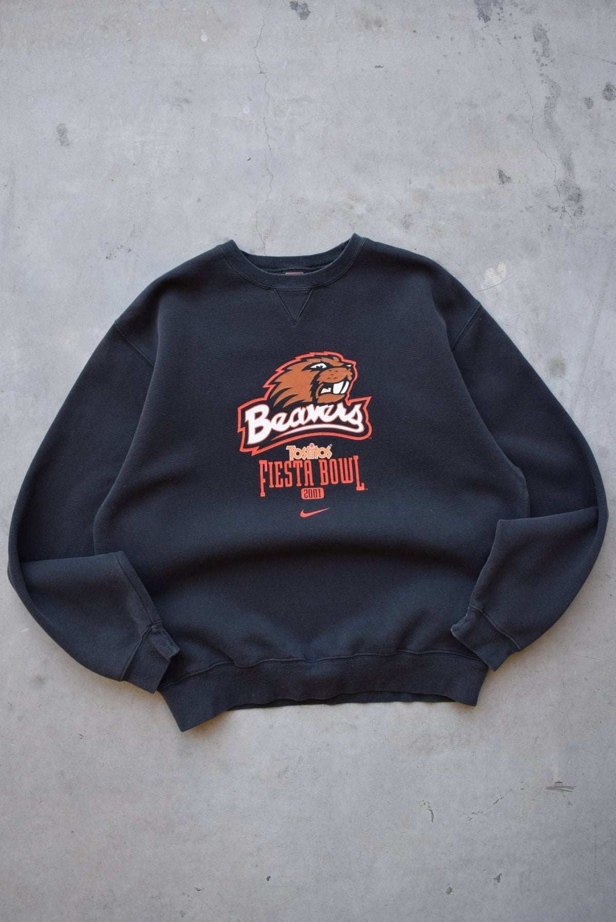 Nike x Oregon State University Fiesta Bowl Black Graphic Crewneck — 2001 (L) - Retrospective Store