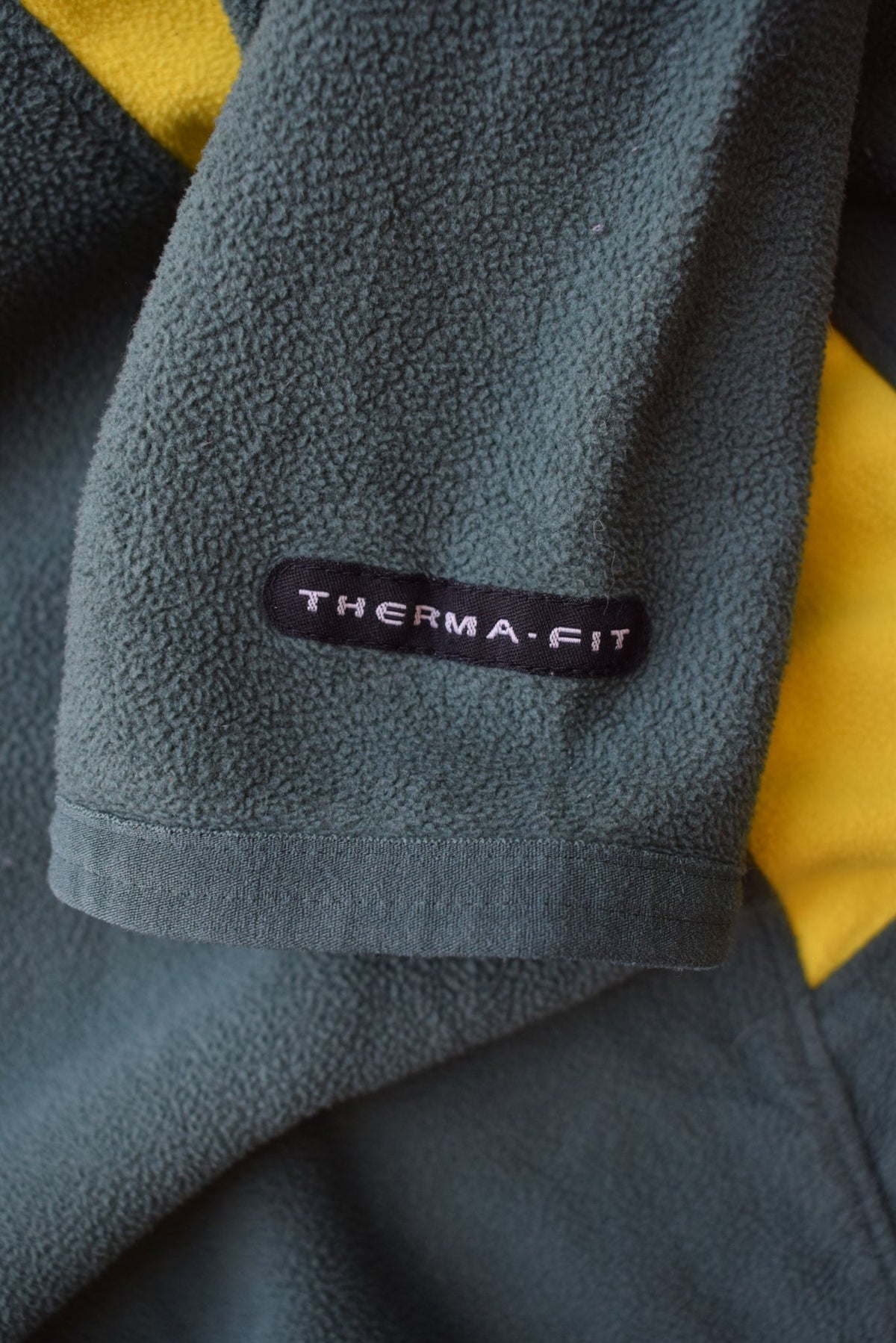 Nike x Oregon State University Green & Yellow Embroidered Fleece Crewneck — 2000s (L) - Retrospective Store