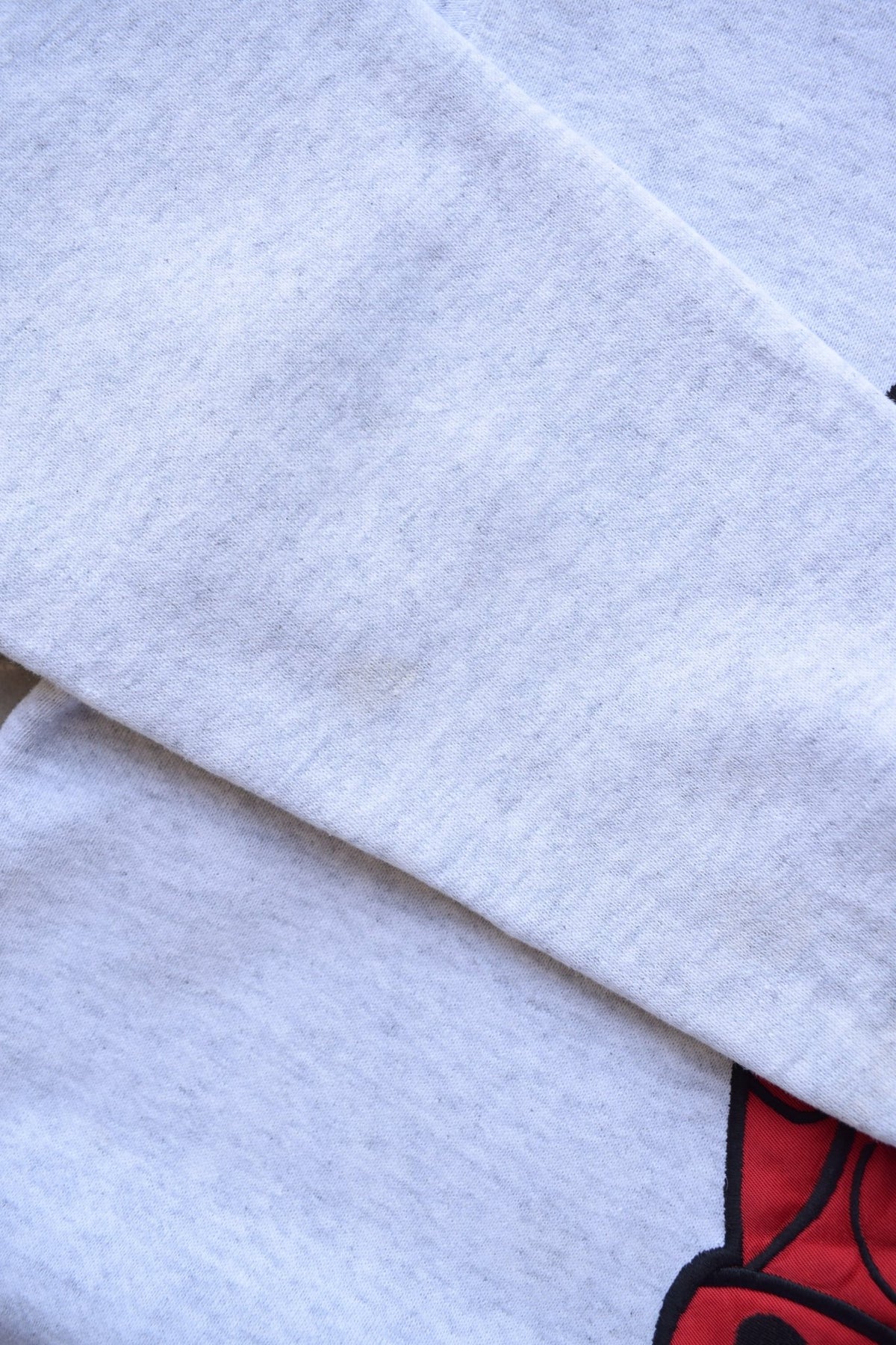 Nutmeg x NBA Chicago Bulls Grey Embroidered Crewneck — 1990s (XS) - Retrospective Store