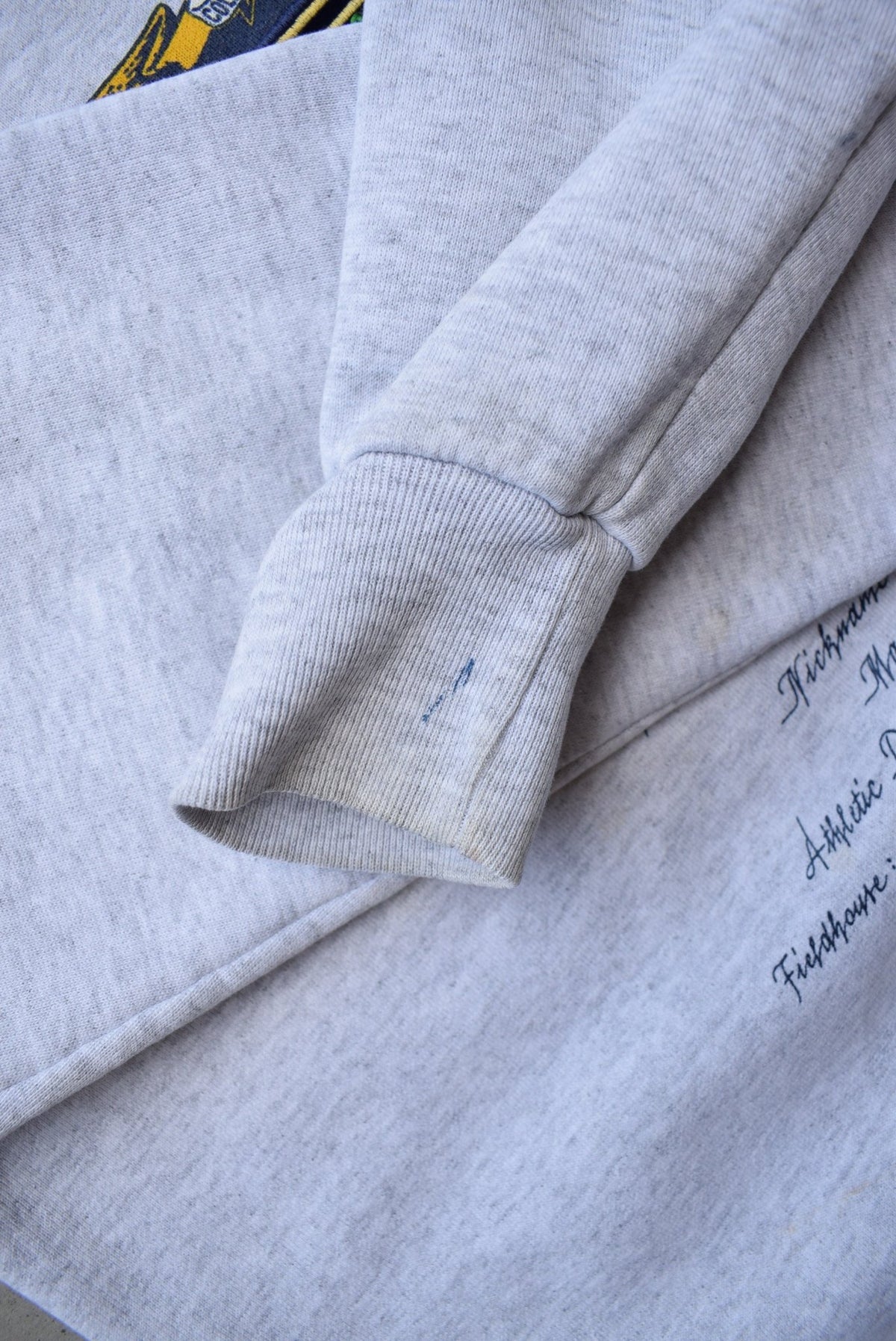 Nutmeg x University of Notre Dame Grey Embroidered Crewneck — 1990s (M) - Retrospective Store
