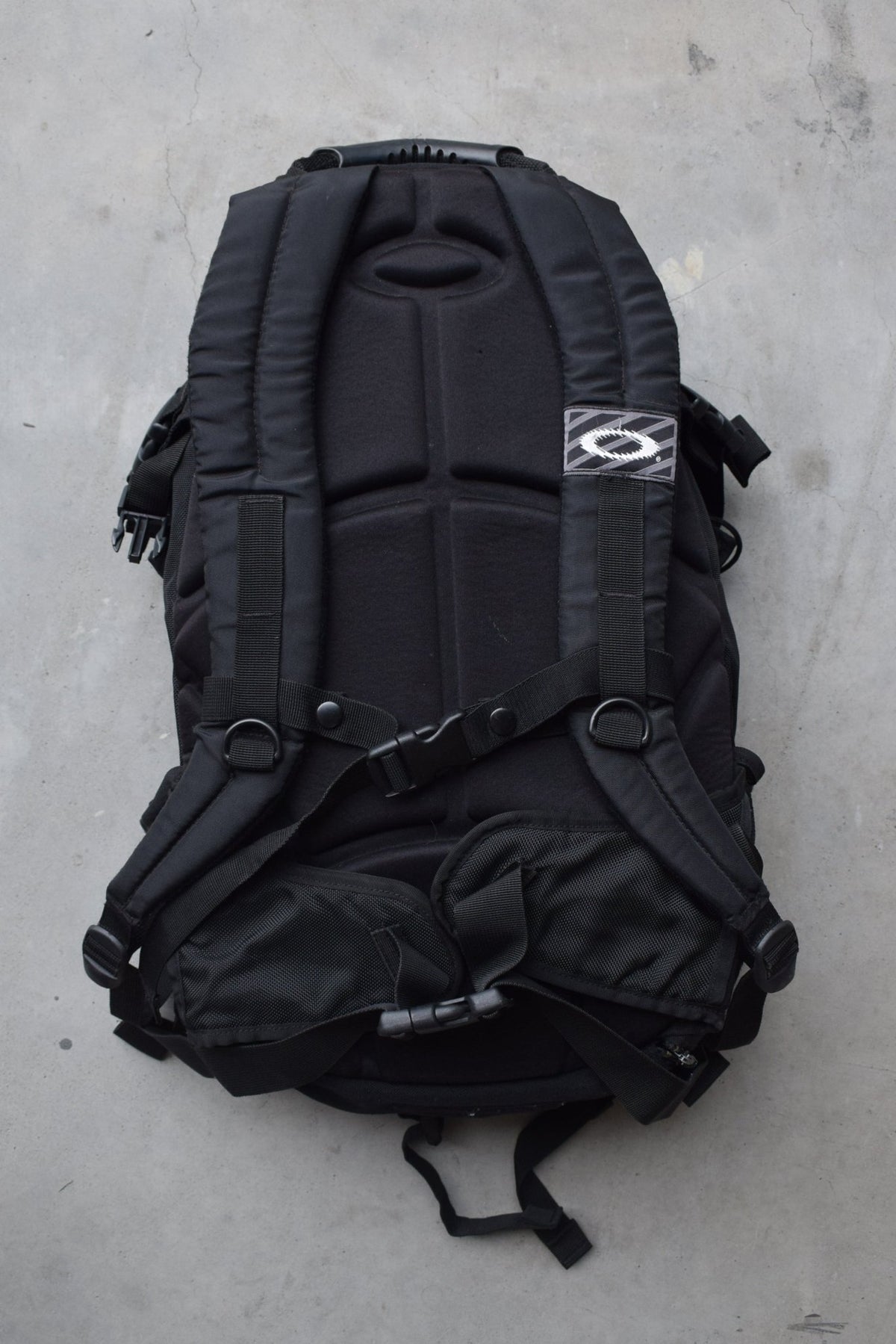 Oakley Black Utility Backpack — 2000s - Retrospective Store