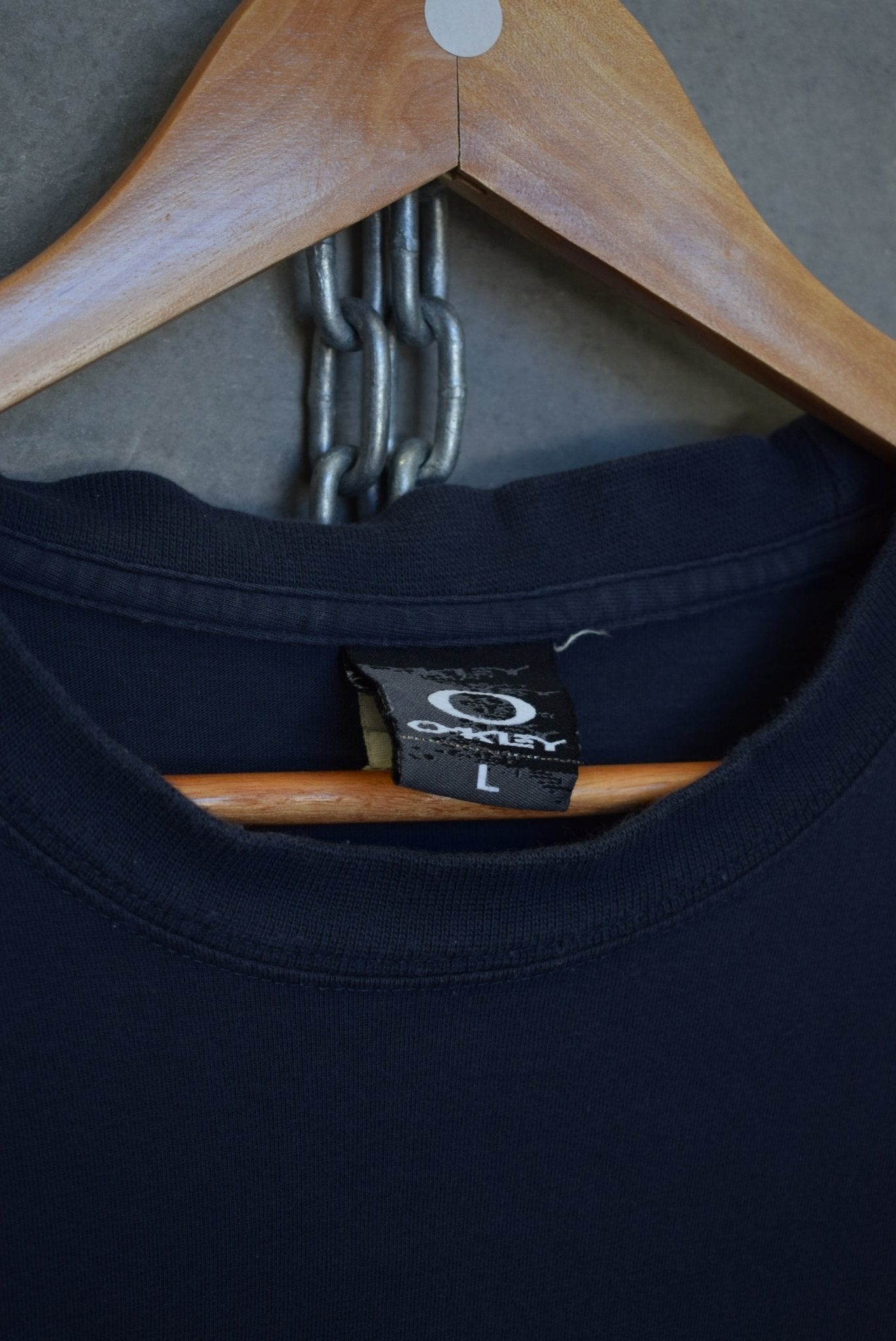 Oakley Classic Logo Tee — 2000s (L) - Retrospective Store