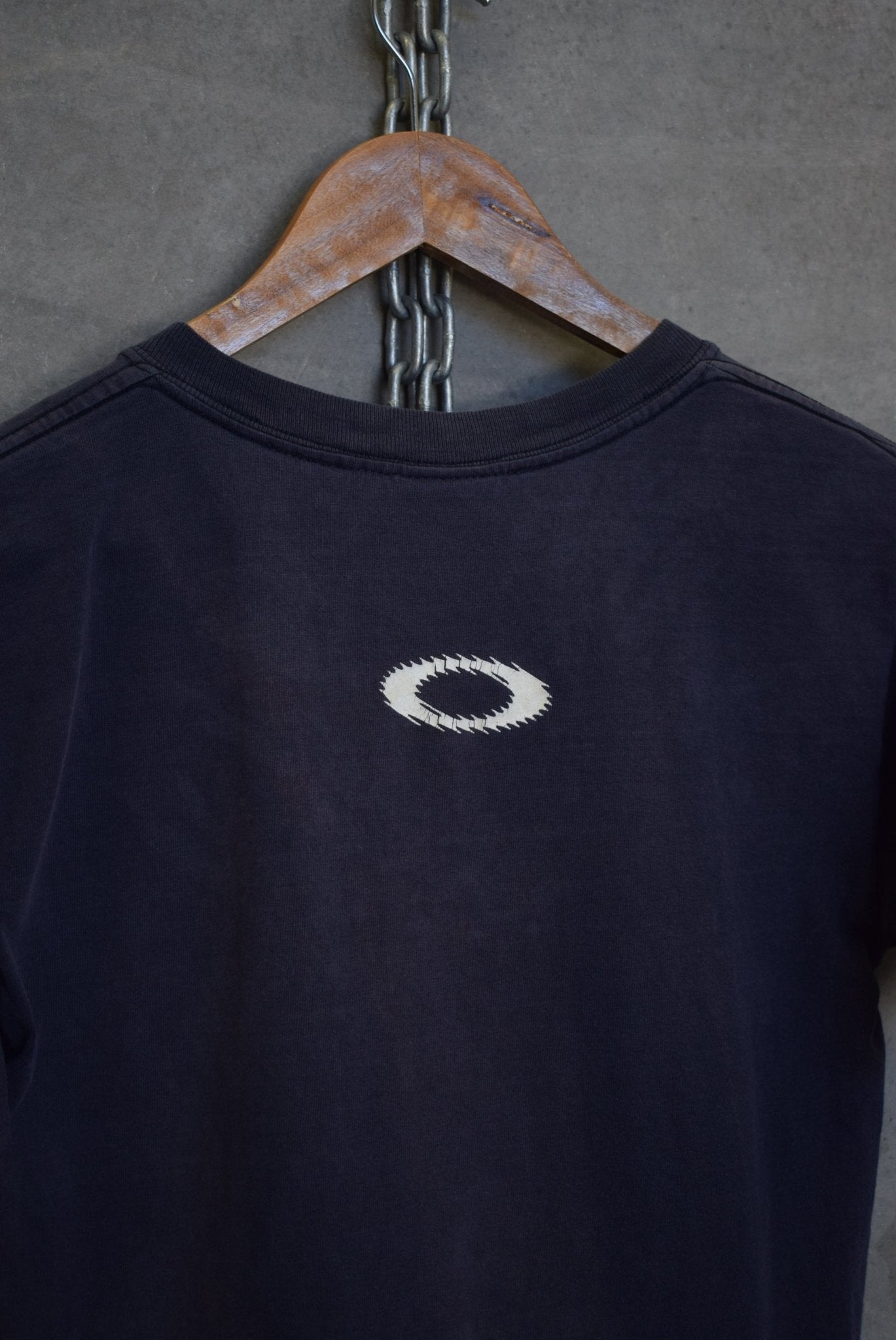 Oakley Spellout Tee — 2000s (S) - Retrospective Store