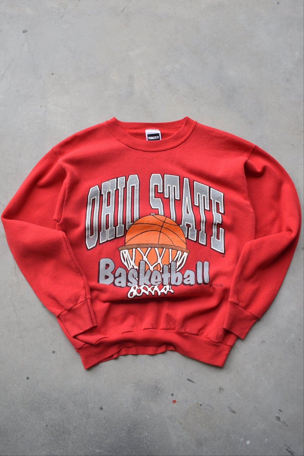 Ohio State University Basketball Red Graphic Crewneck — 1990s (M) - Retrospective Store