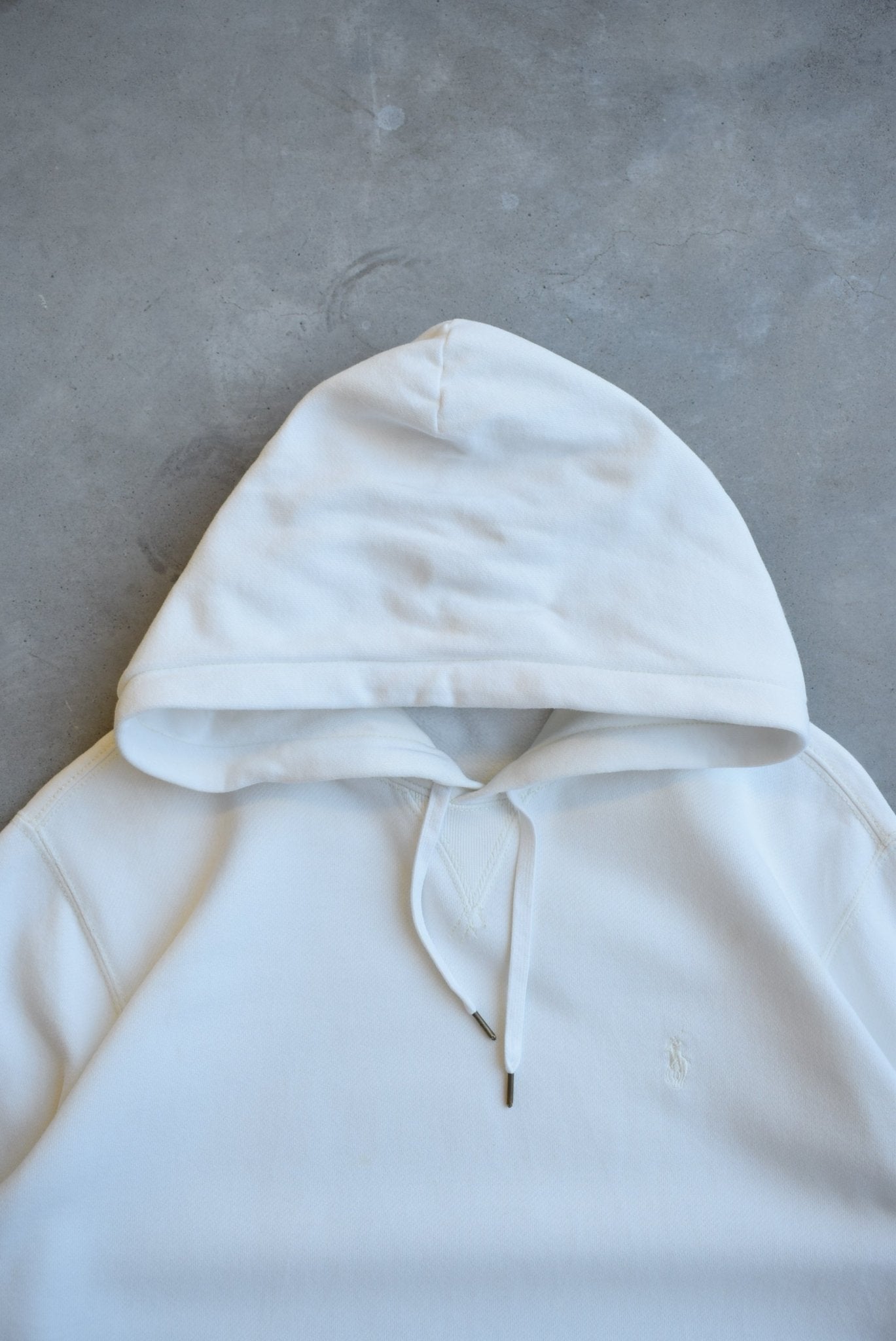 Polo Ralph Lauren White Embroidered Logo Hoodie — 2000s (M) - Retrospective Store