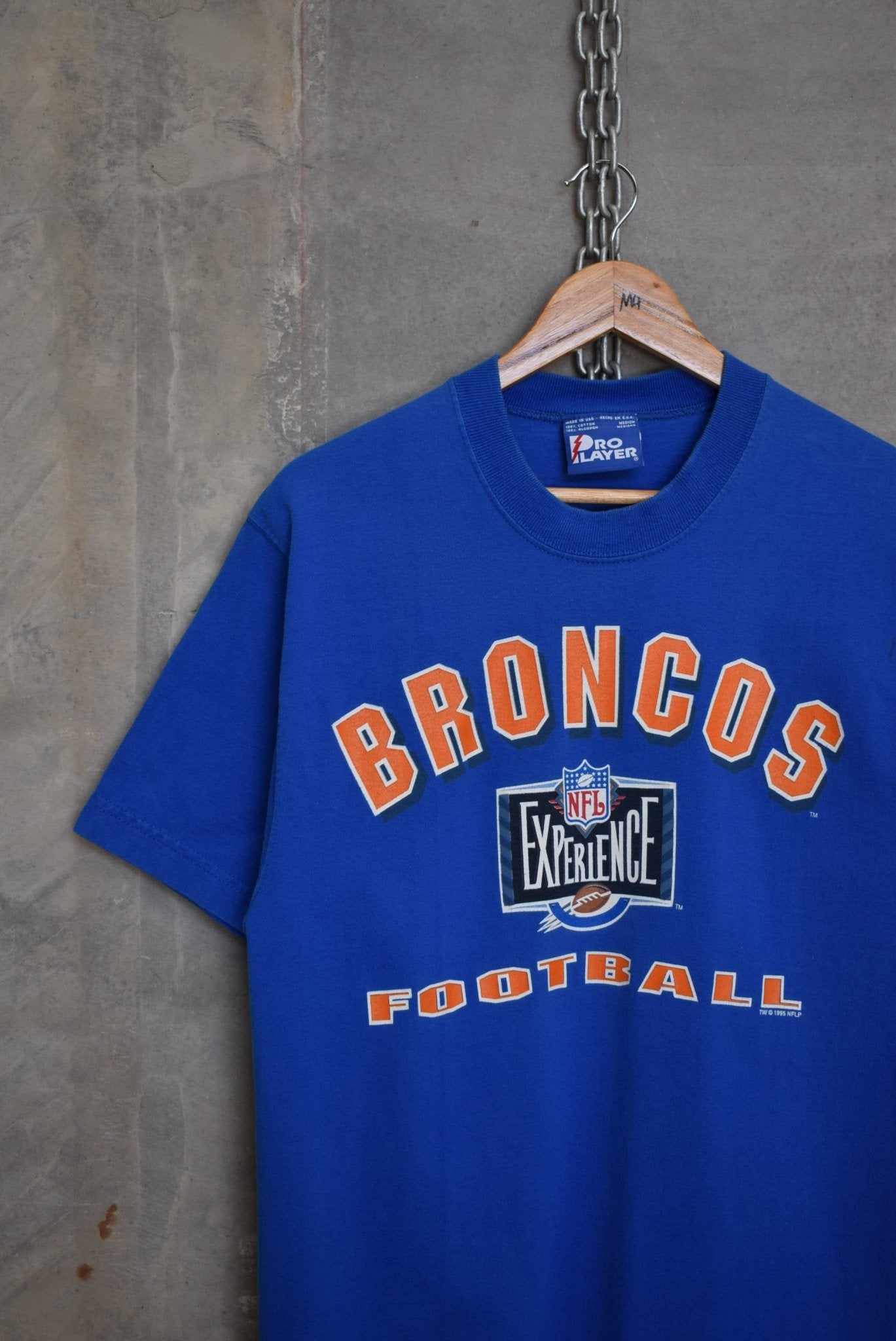 Pro Player x NFL Denver Broncos Football Tee — 1995 (M) - Retrospective Store