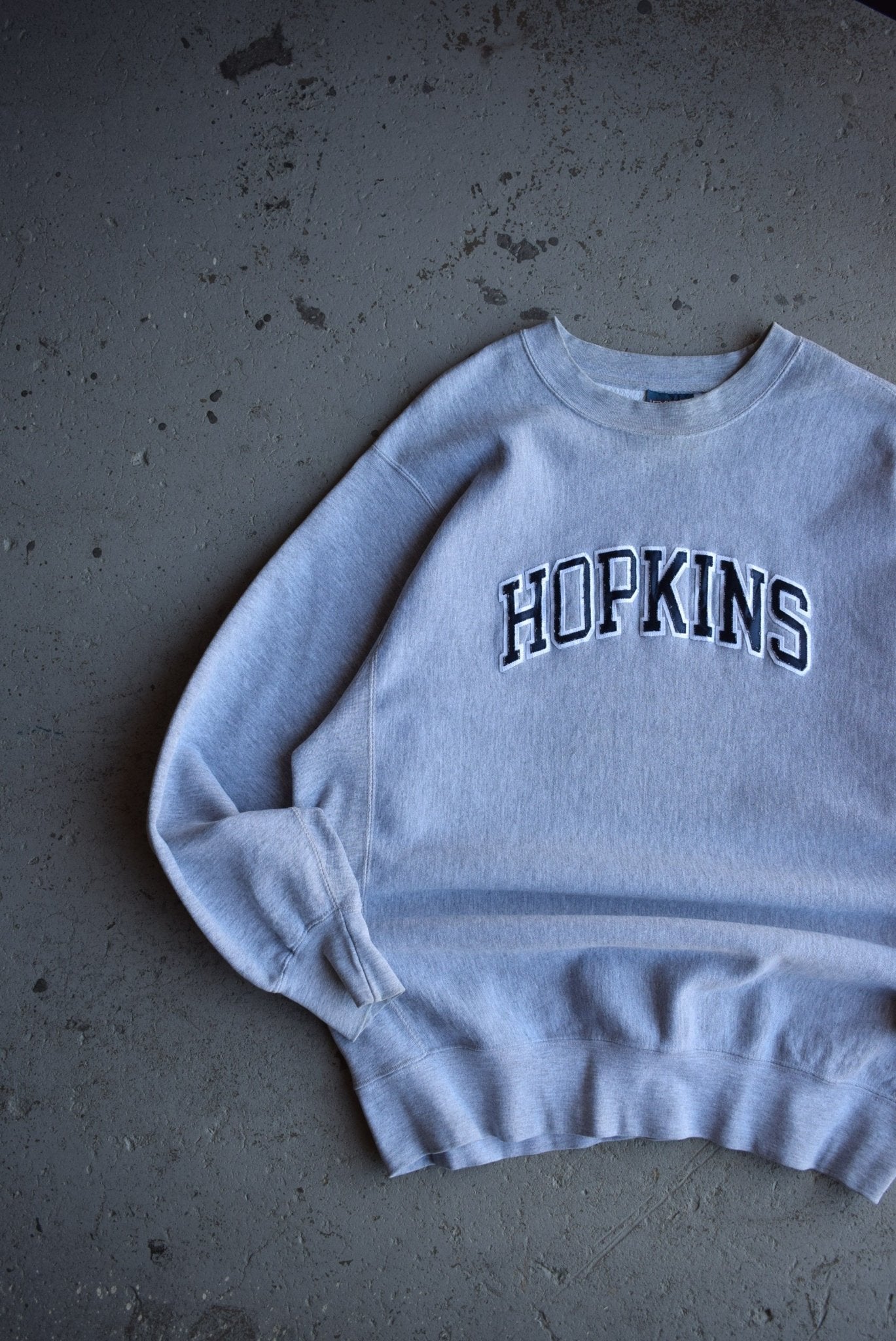 *Pro - weave* Vintage Johns Hopkins University Embroidered Crewneck (XL) - Retrospective Store