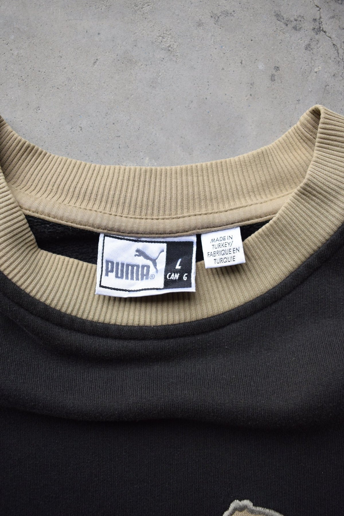 Puma Black & Tan Embroidered Logo Crewneck — 1990s (L) - Retrospective Store