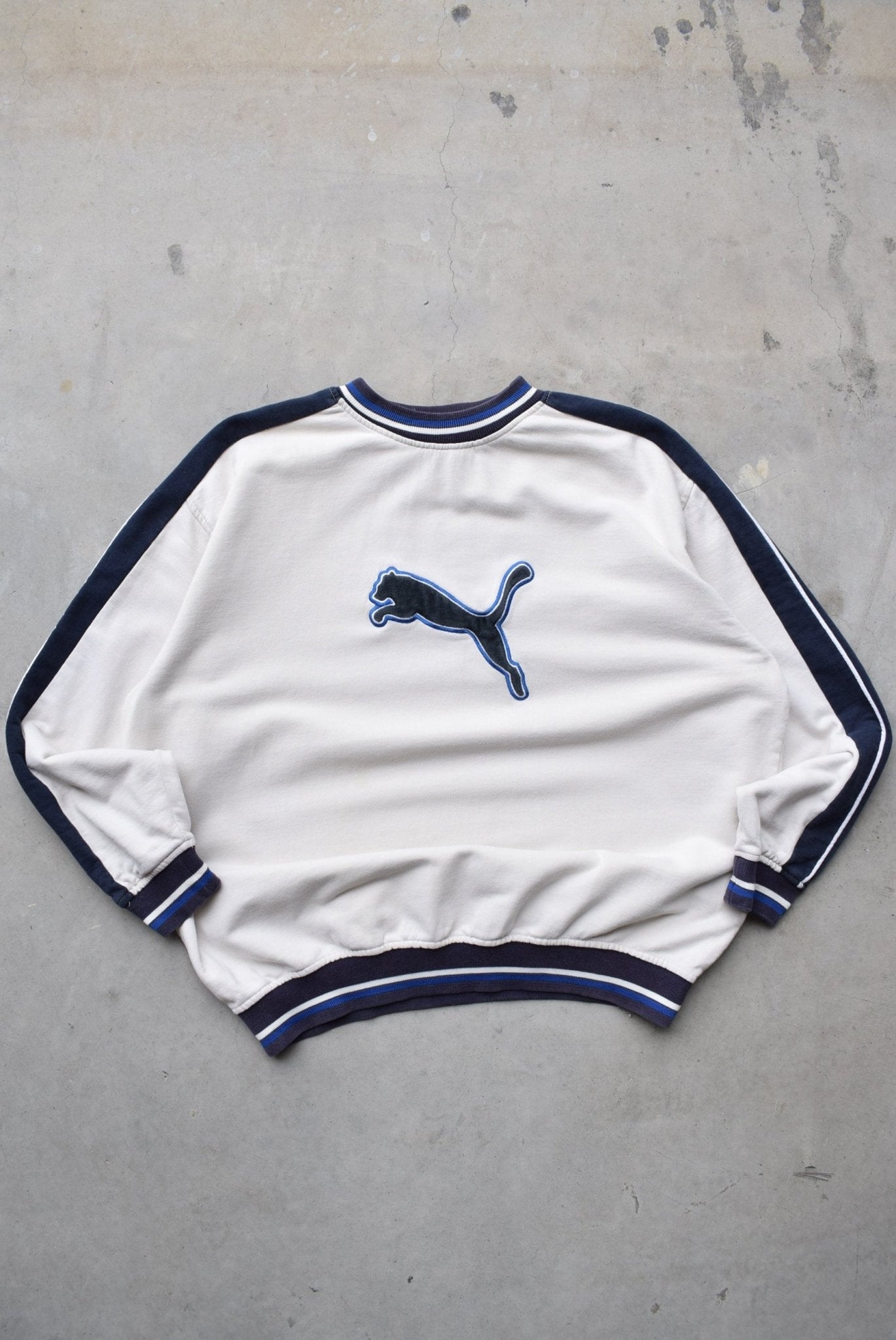 Puma Cream & Navy Embroidered Logo Crewneck — 1990s (XL) - Retrospective Store