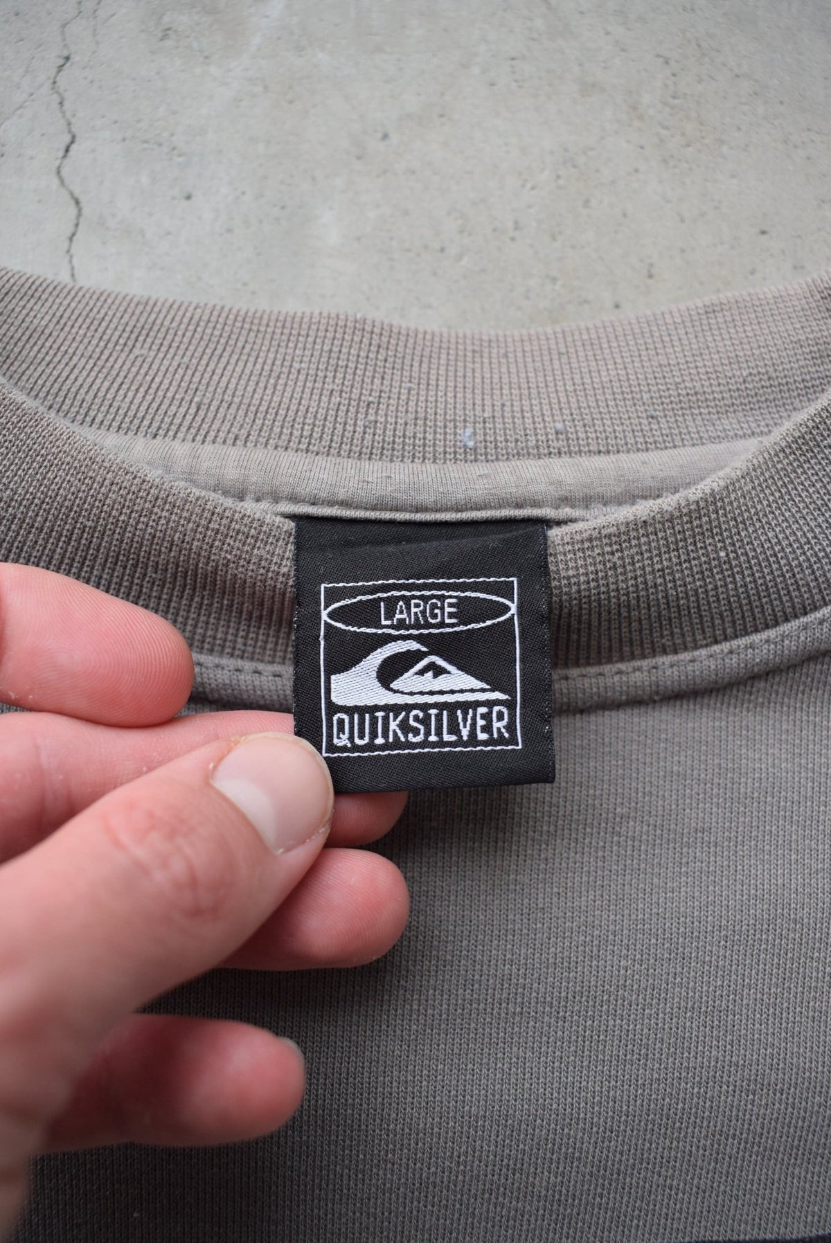 Quiksilver Grey Spellout Crewneck — 1990s (M) - Retrospective Store