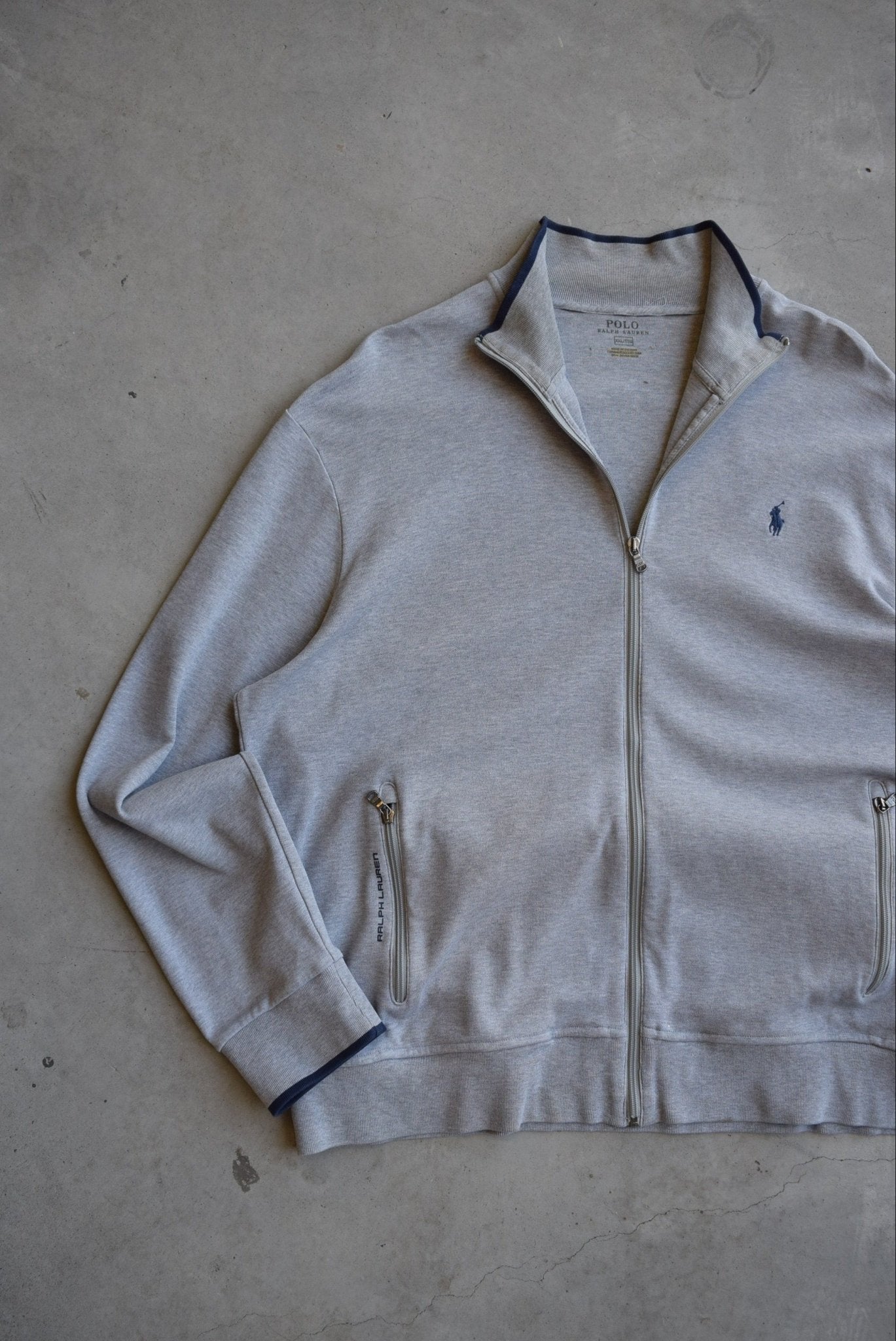 Ralph Lauren Grey Embroidered Logo Jacket — 2000s (XL/XXL) - Retrospective Store