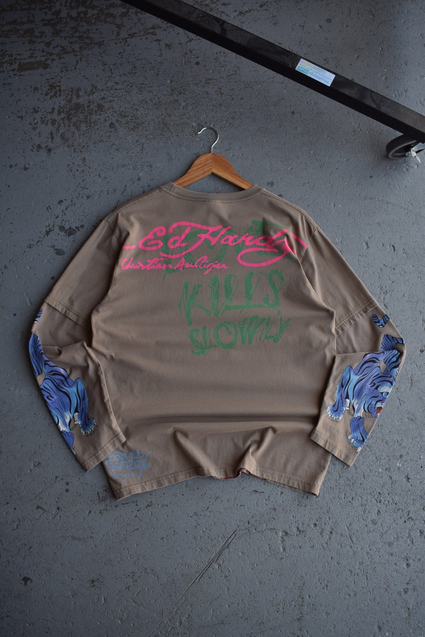 *Rare* Vintage Ed Hardy Graphic Long Sleeve Tee (M/L) - Retrospective Store