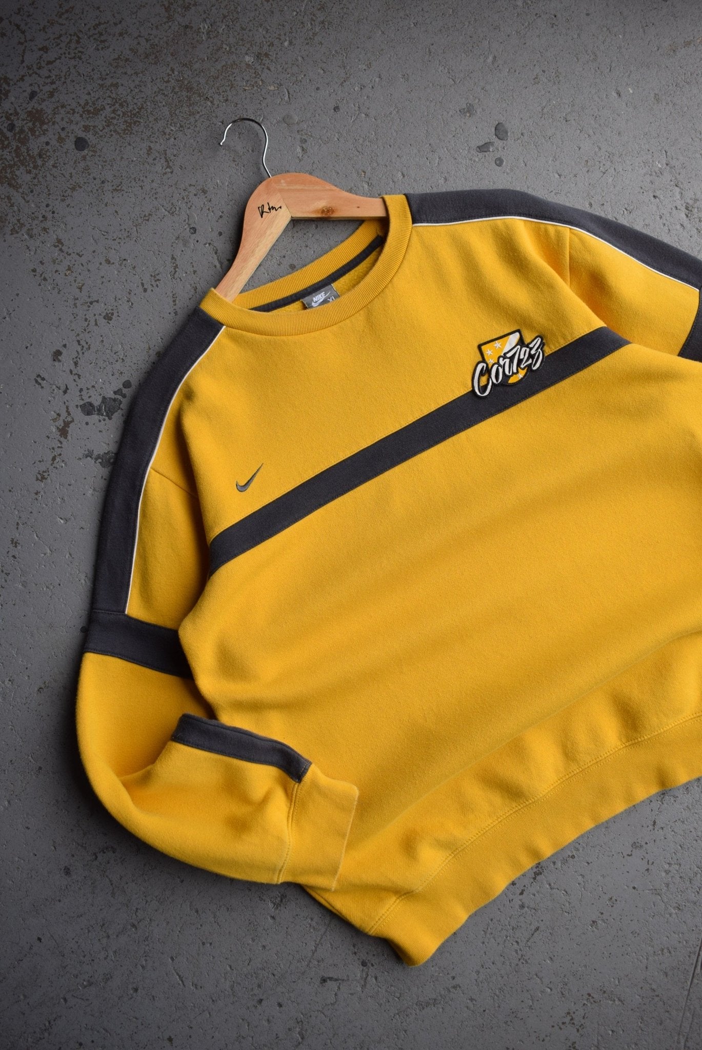 *Rare* Vintage Nike Cortez Embroidered Crewneck (M/L) - Retrospective Store