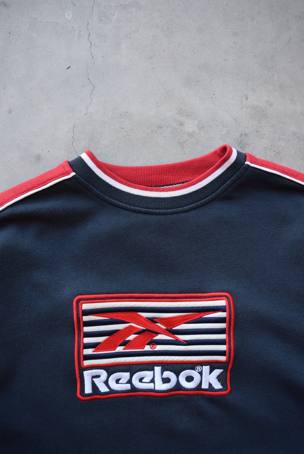 Reebok Navy & Red Embroidered Spellout Crewneck — 1990s (L) - Retrospective Store